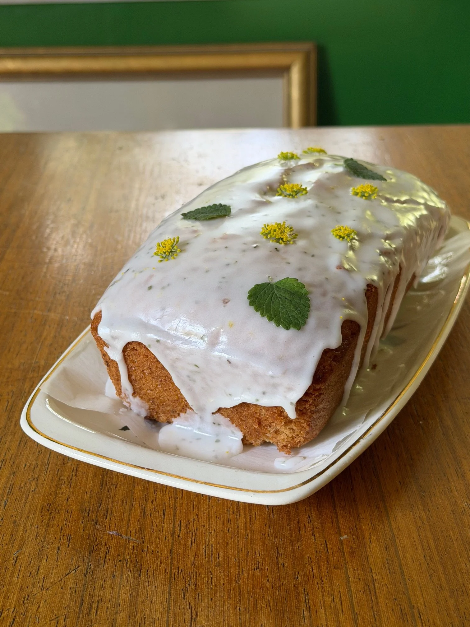 Lemon Myrtle Cake