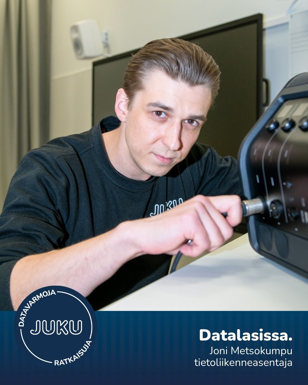 Datalasissa –&nbsp;Joni Metsokumpu: ”Esitystekniikka ja puhelimet kerralla kuntoon”
