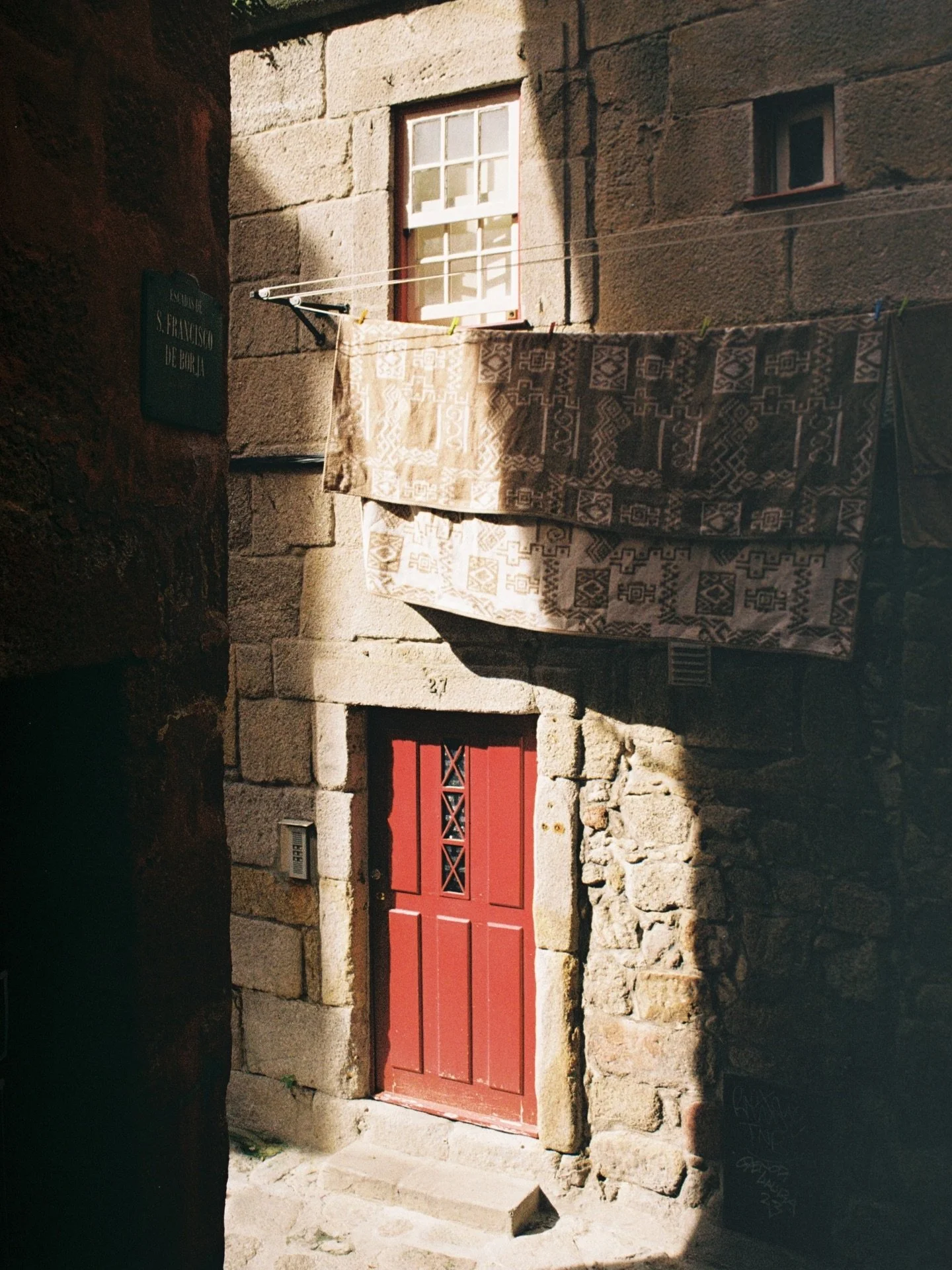 Porto on film
Kodak Gold 200
#onfilm #kodak #porto