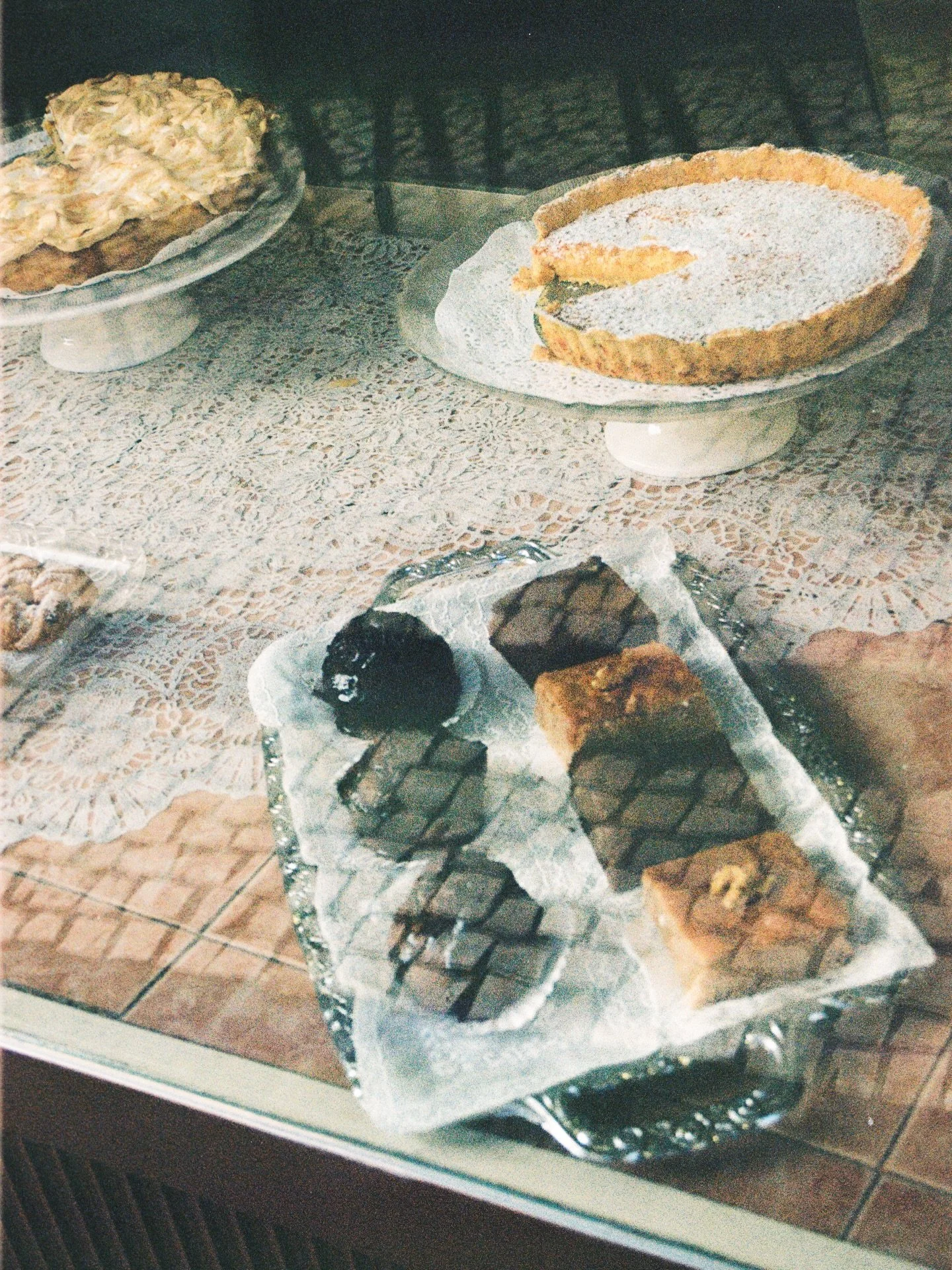 pastry shop windows on film 
kodak gold 200
#onfilm #kodak #porto