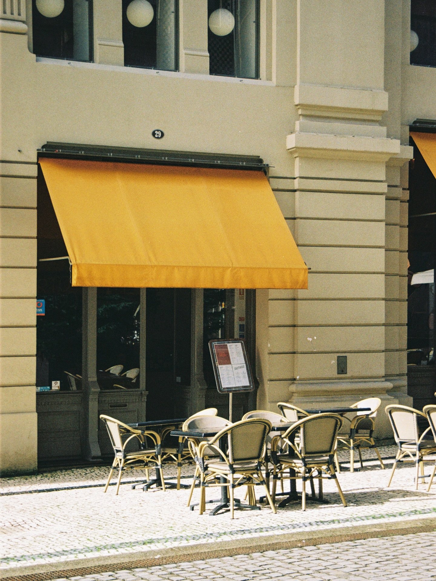 sunny days in february in porto
kodak gold 200
#onfilm #kodak #porto