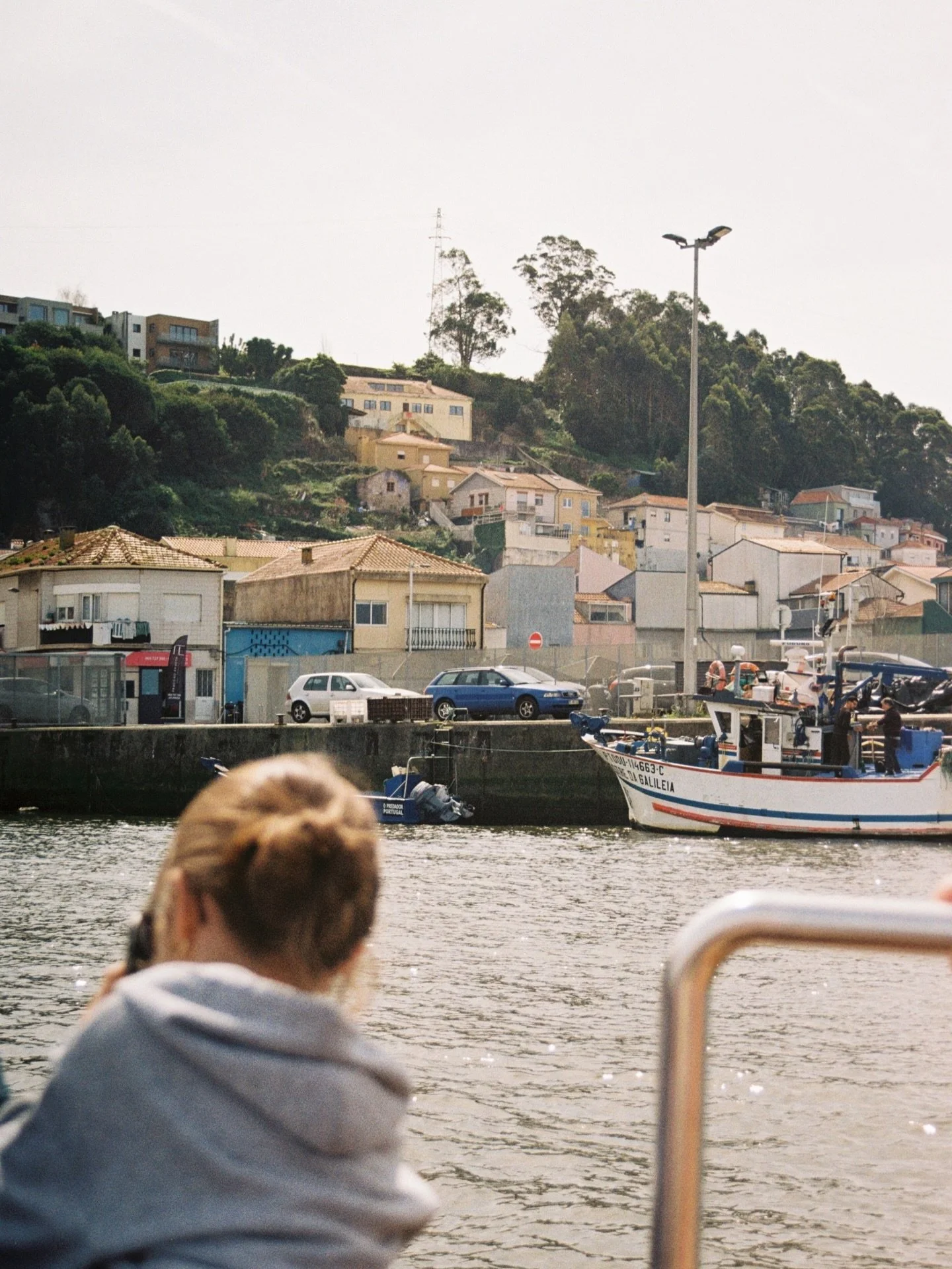 Boat ride on Douro river in April of last year on film. Such a fun and amazing day with @curl.te 
#douroriver #boatride #porto #onfilm