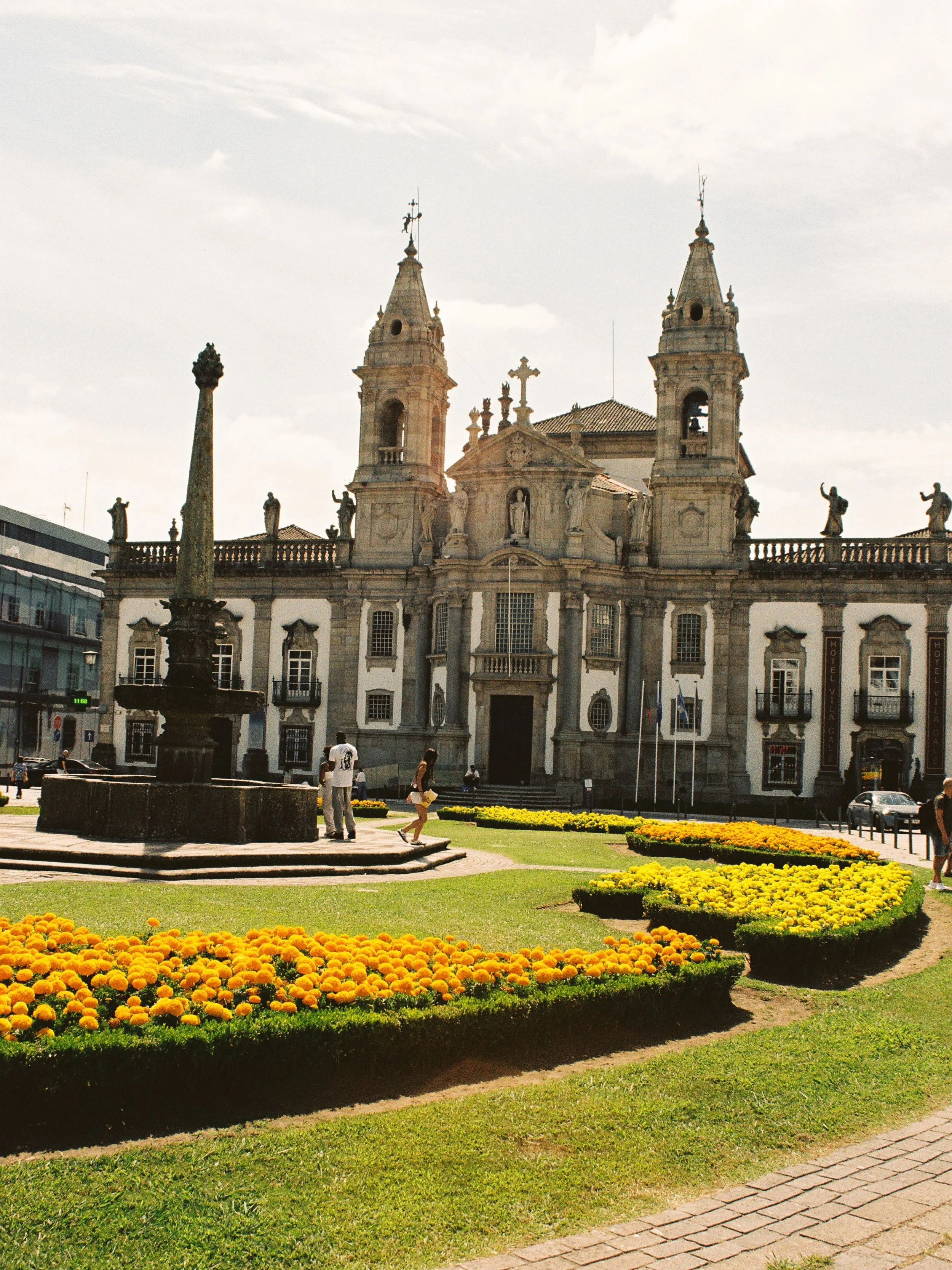 Braga on film 
Kodak Gold 200
#braga #onfilm #kodak #summer #analog