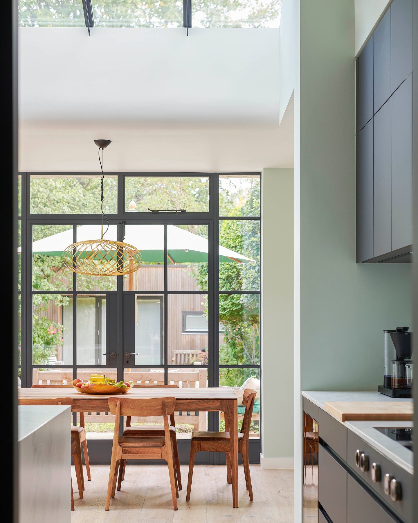 Beautiful light and beautiful curves on this recently completed project in Peckham!

A new extension at the rear of this Victorian terraced house provided the family with a large open plan living and dining space. We designed in a large pitched roofl