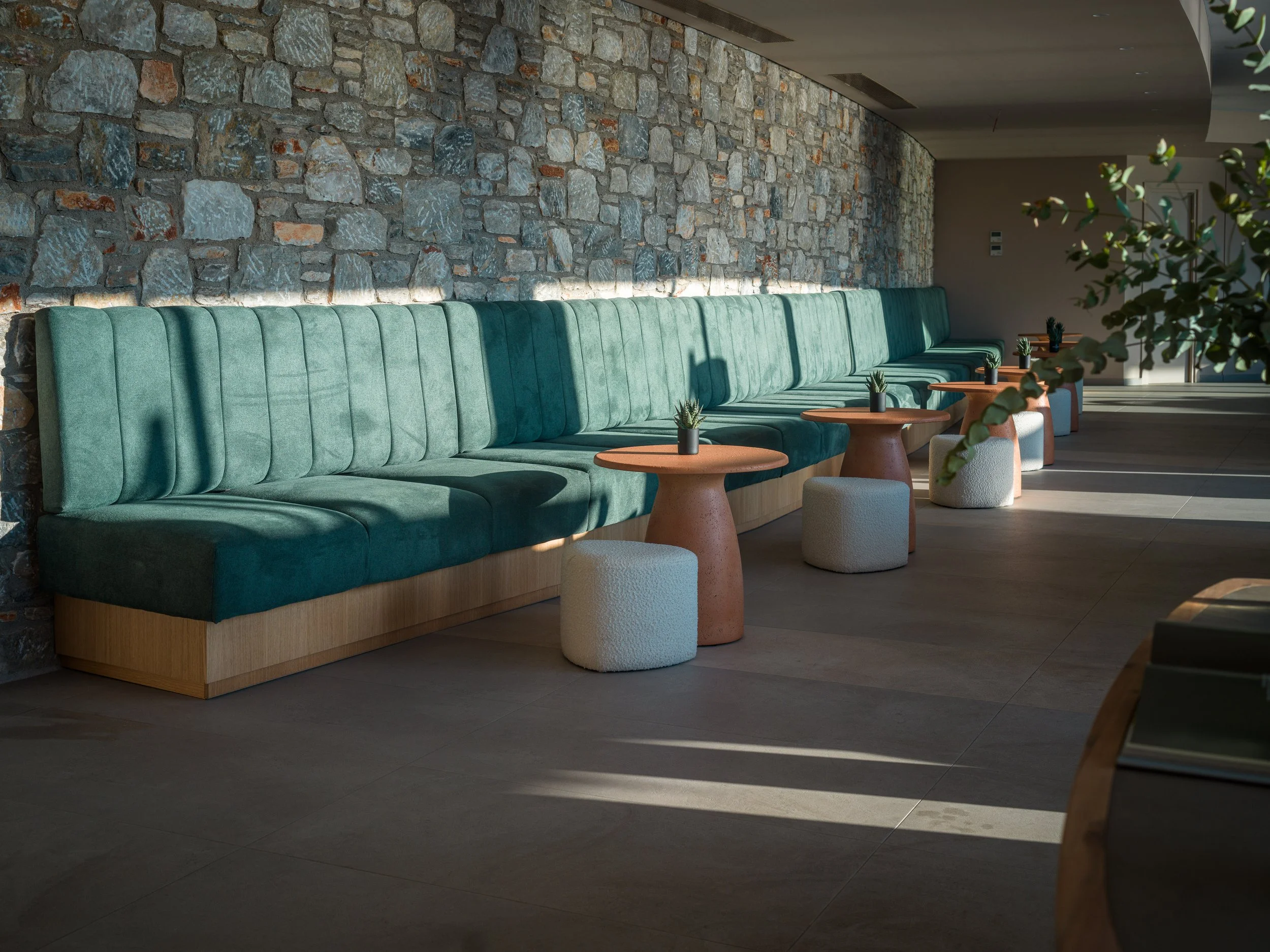 Heromylos-Reception 1.jpg