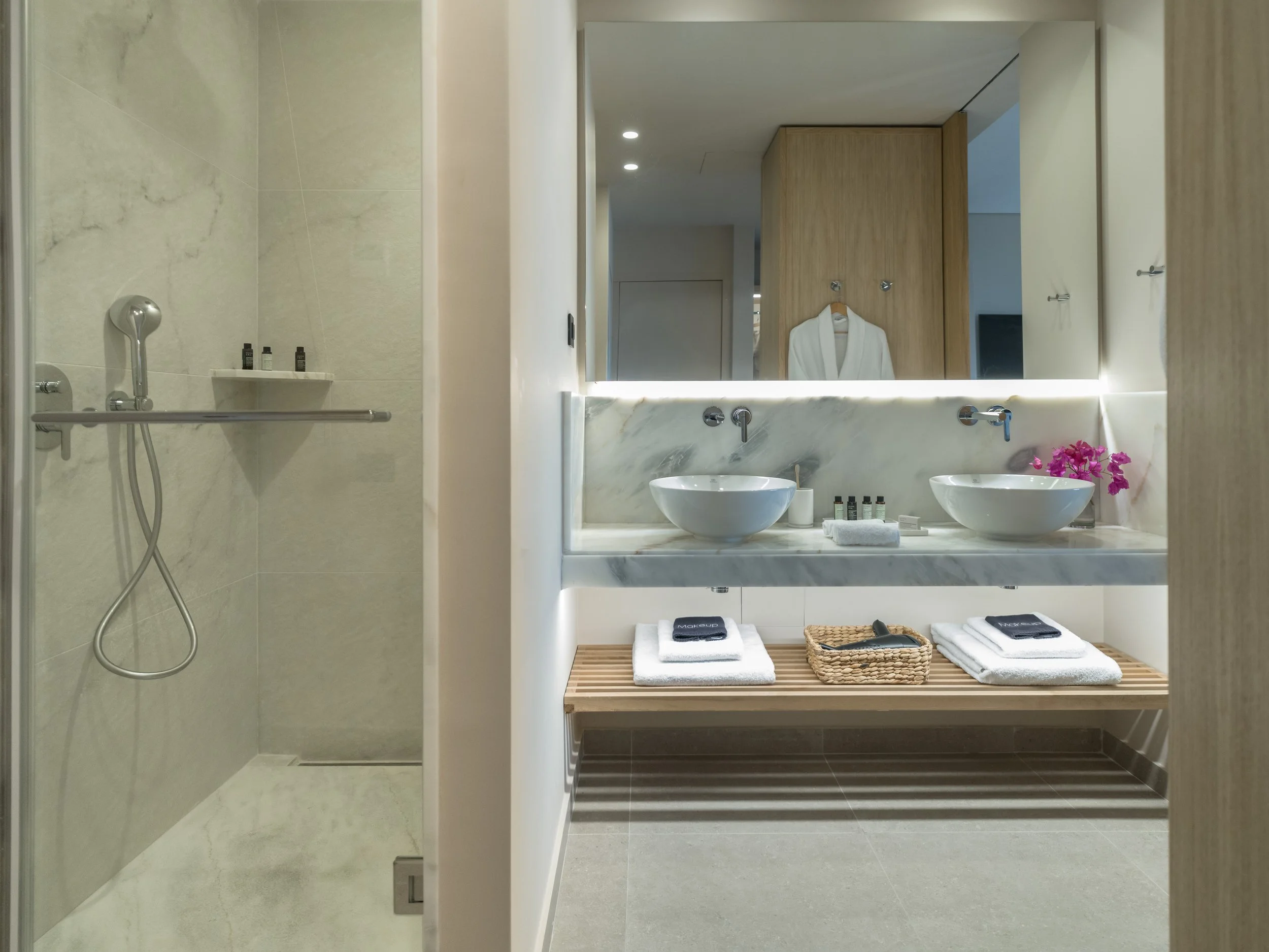 Heromylos-Suite 9.jpg