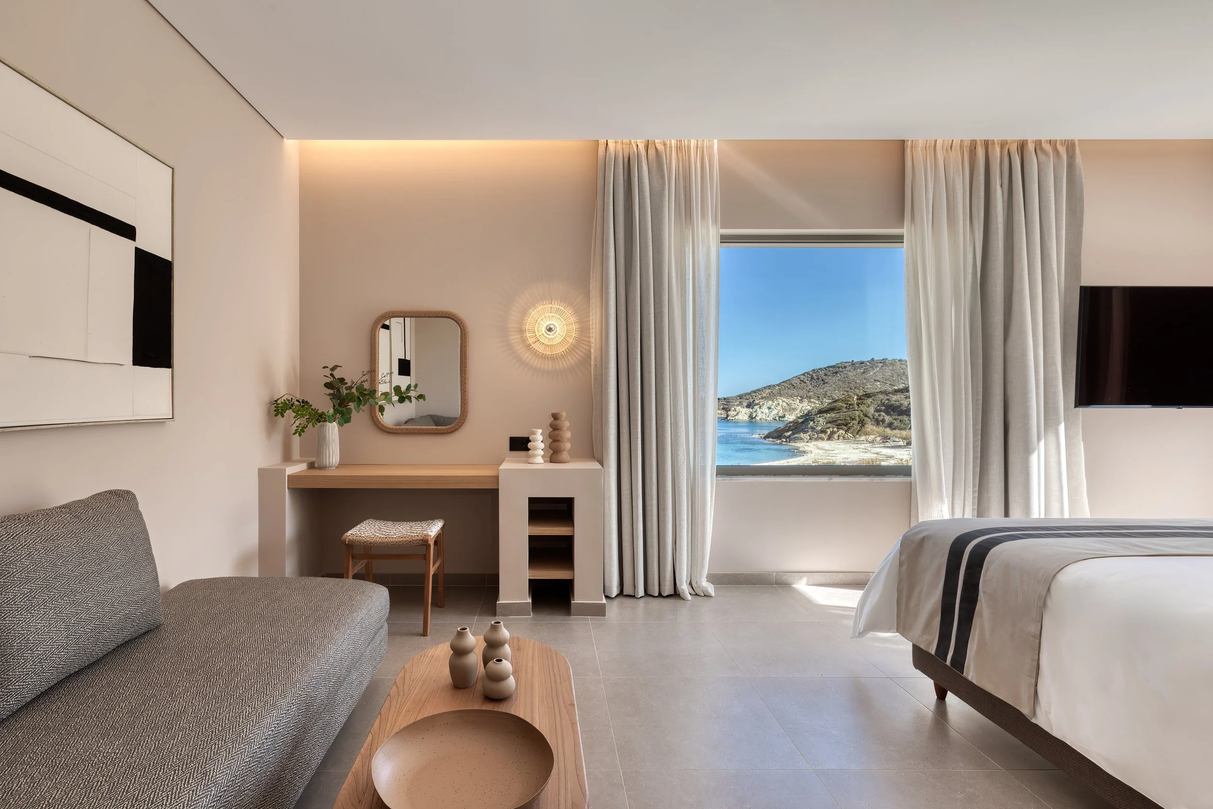 Heromylos-Suite11.jpg