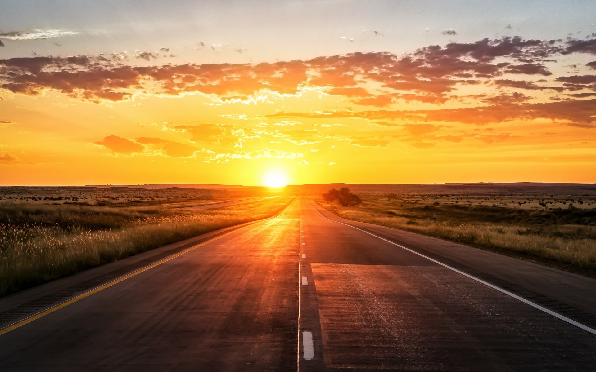 Peaceful roadway scene — therapy for anxiety and depression in Birmingham Alabama