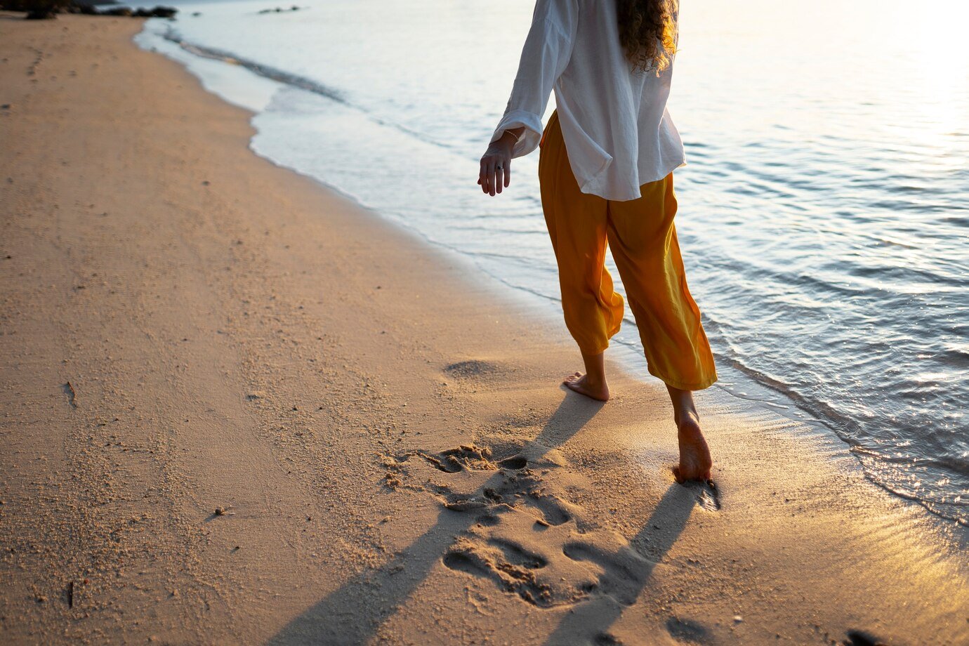 Becoming Her: Thriving Through Perimenopause and Menopause