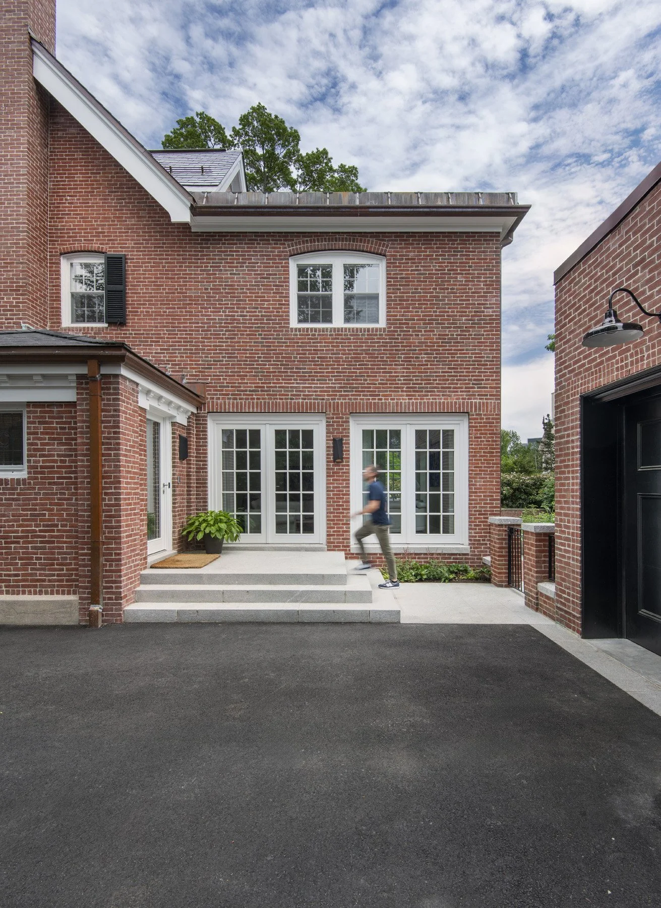 Brookline Heritage House 117a.jpg