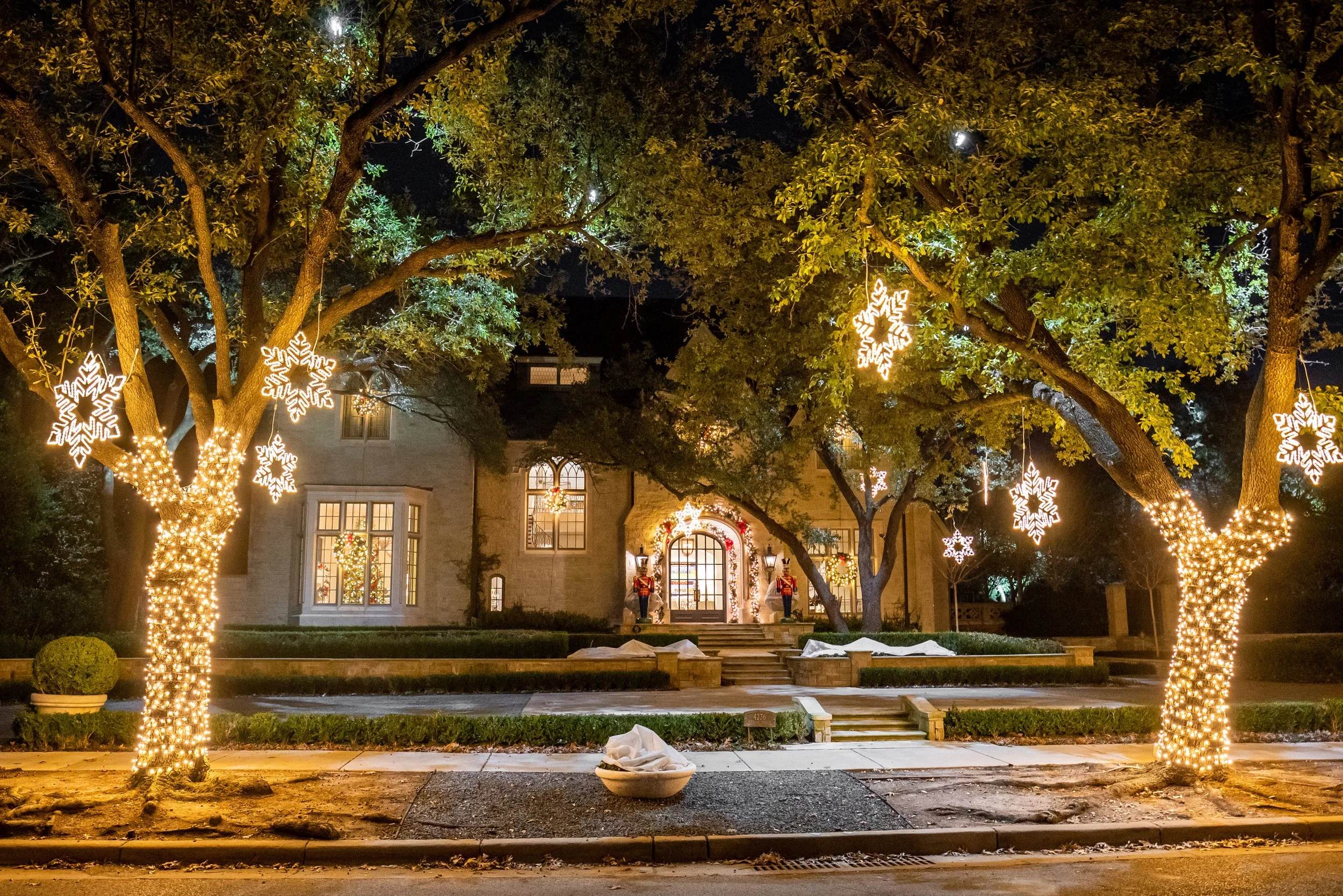 2 - Lori Jones Front Photo.jpg