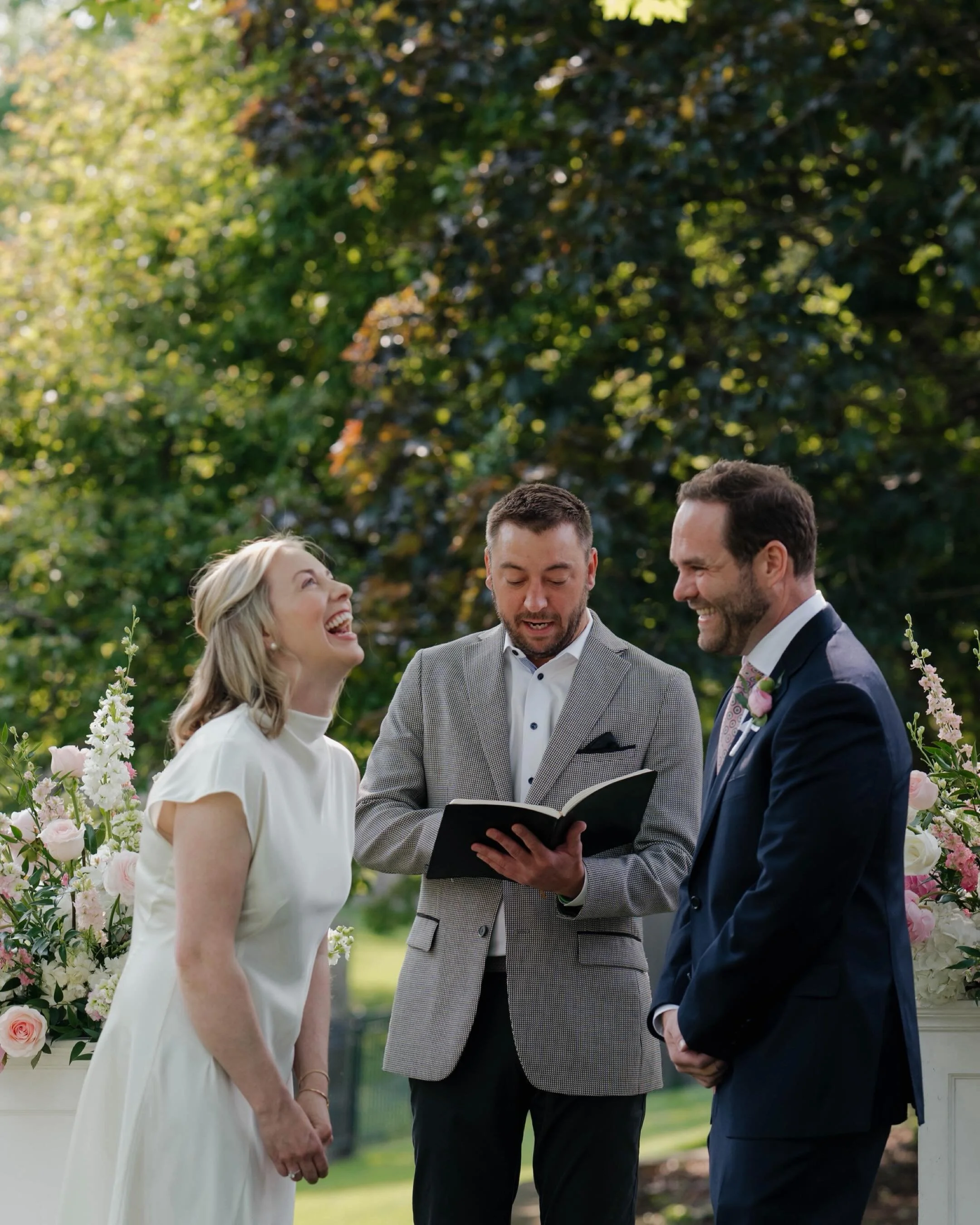 Mackenzie + Jack / the perfect intimate, backyard ceremony to celebrate their love 💕