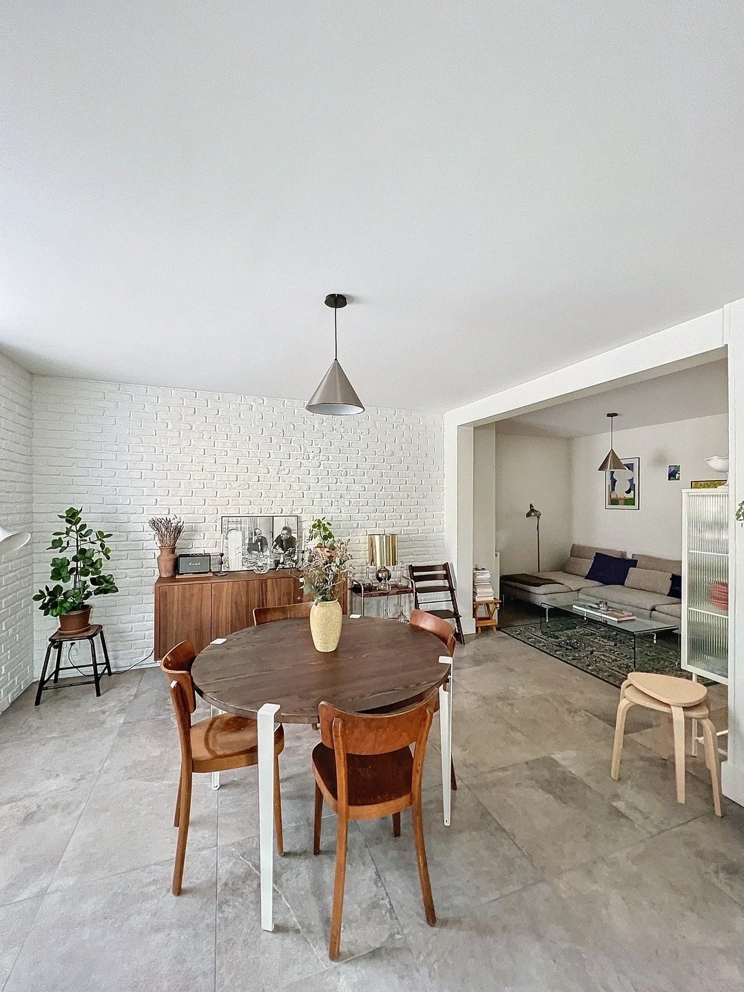 Appartement T3/4 à vendre à Lovagny par agence immobilière la pièce, proche d’Annecy, lumineux, 75,89 m², prestations récentes.