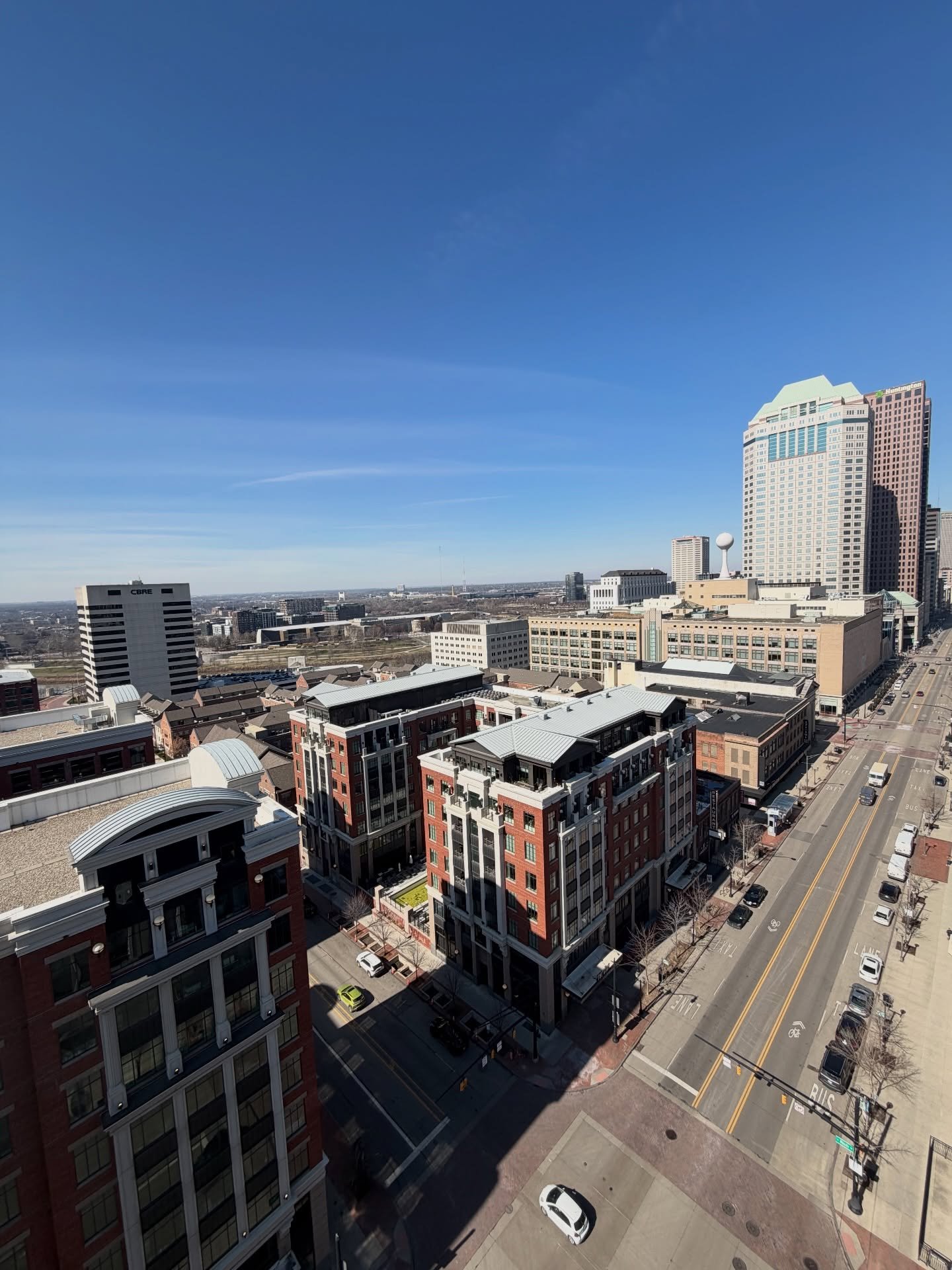 We hope everyone is enjoying this beautiful sun shiny day!! ☀️