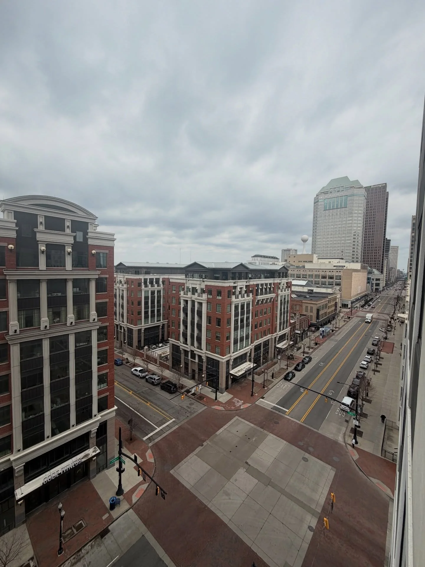 Gray skies over downtown Columbus don&rsquo;t dim the view from your future home! ✨Discover elevated living at 250 High 🏙️

Call today to schedule your tour! 614-524-5055