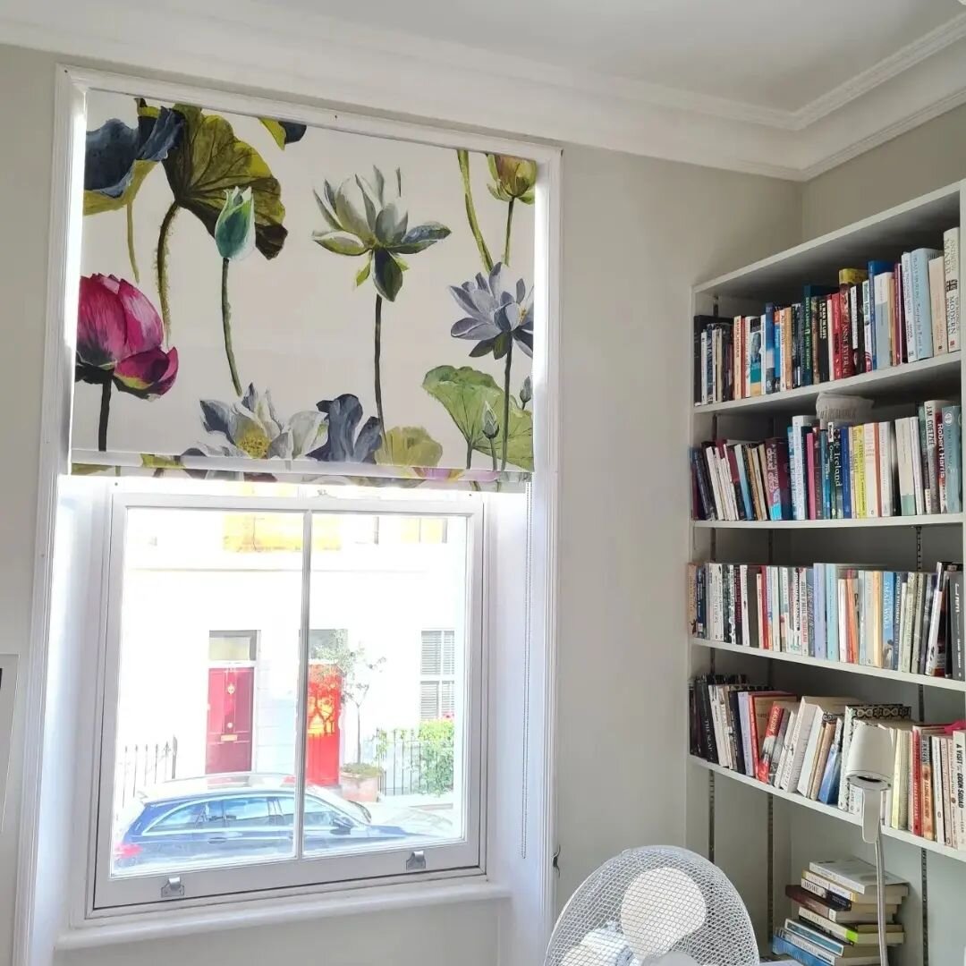 Our latest roman blind install using this gorgeous Designers Guild fabric for this brighter than life Bedroom in Notting Hill.

#designersguild #romanblinds #nottinghill #bespokeblinds #madetomeasureblinds #londonblinds