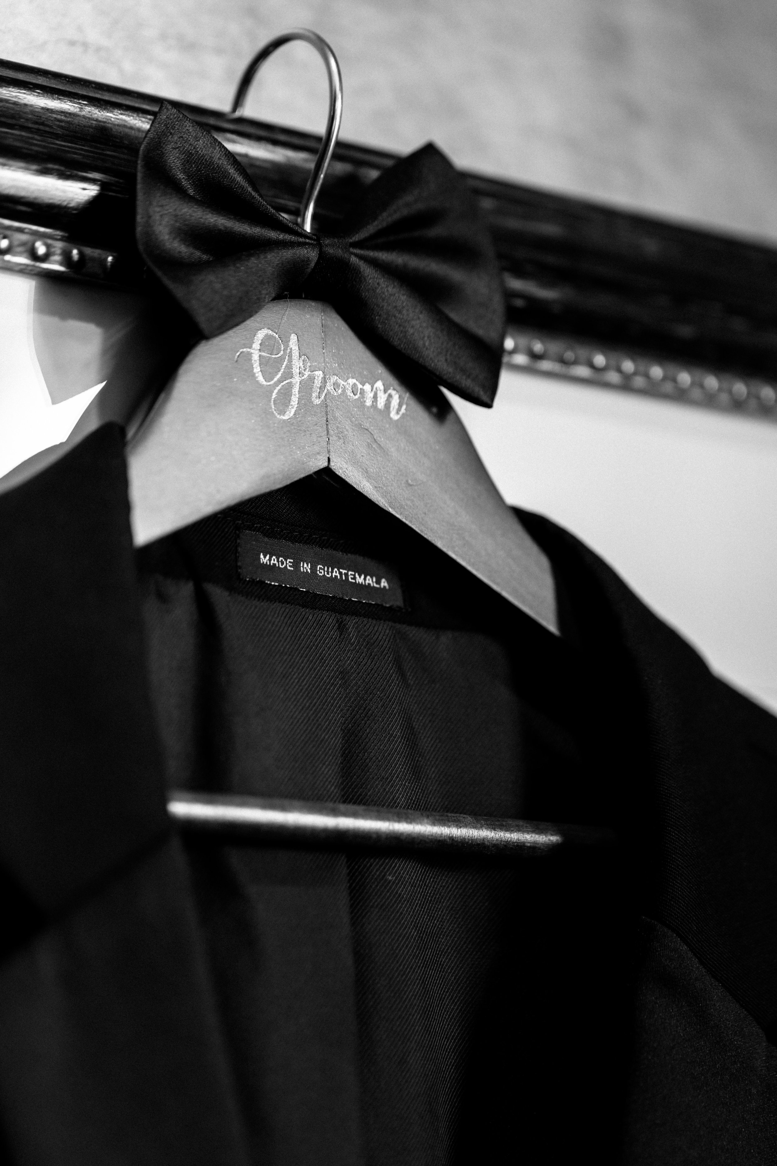 002. Cassidy and Jonathon by 2 Eyes Studio - 0013-2.jpg