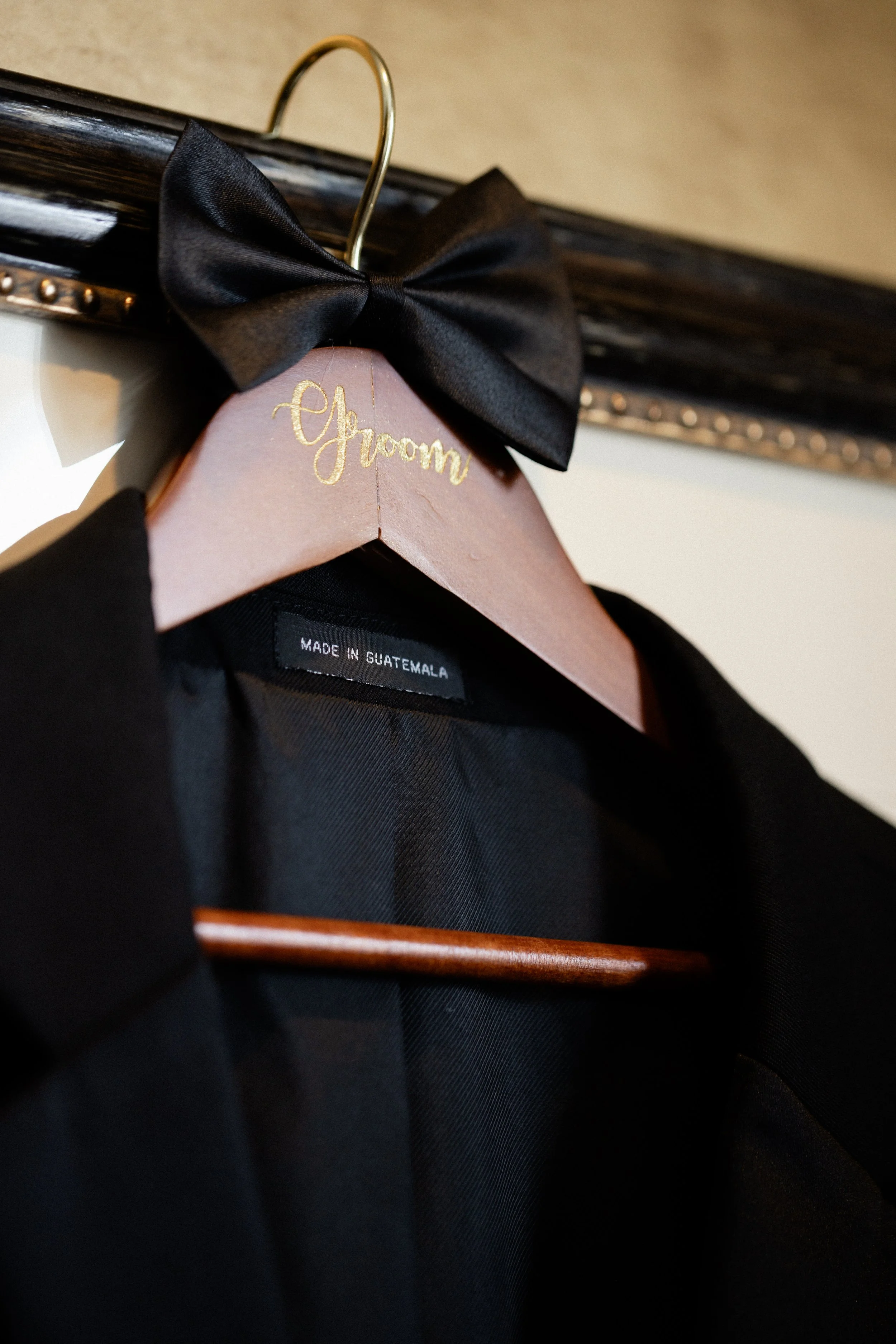 002. Cassidy and Jonathon by 2 Eyes Studio - 0013.jpg