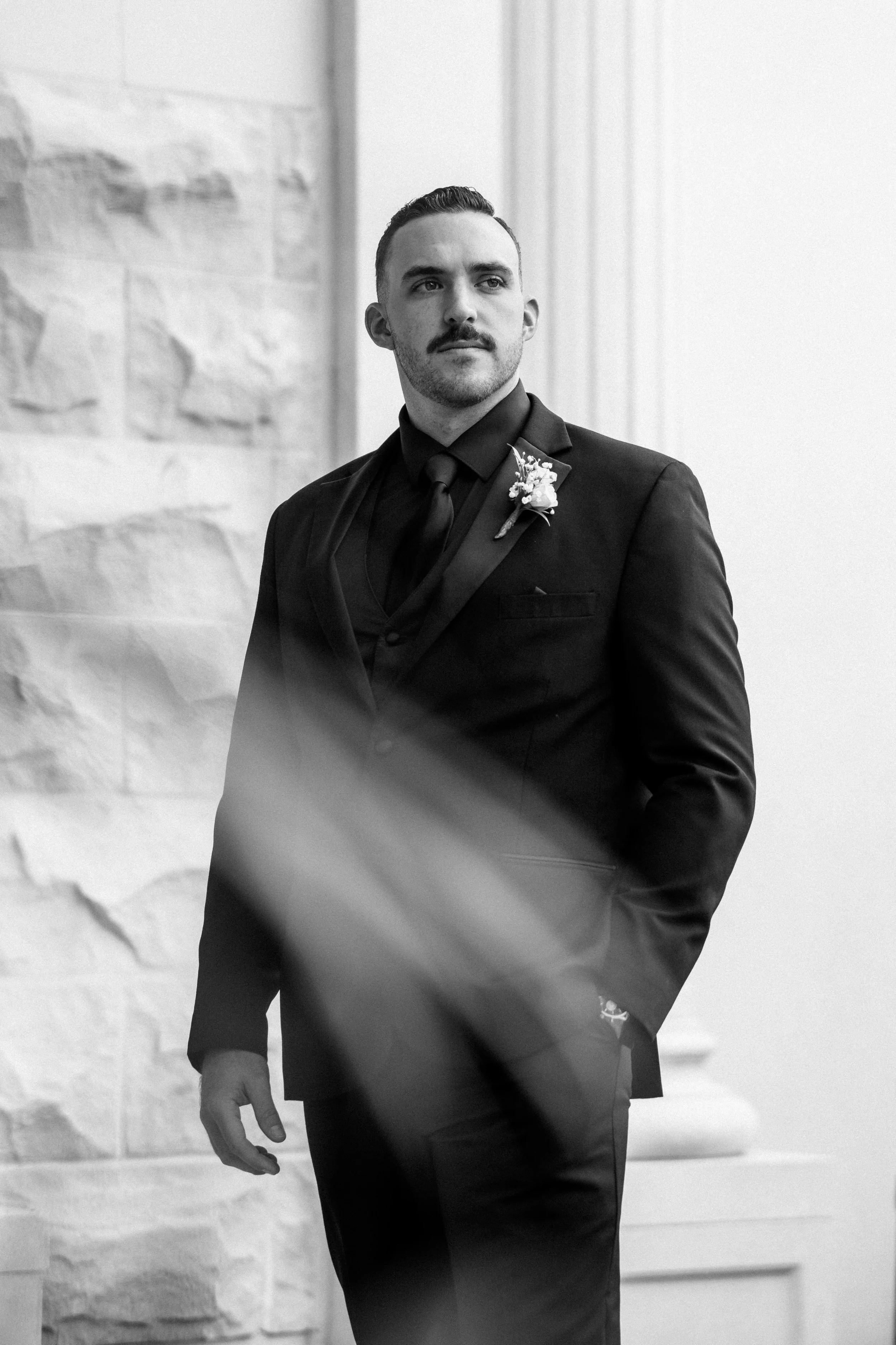 002. Cassidy and Jonathon by 2 Eyes Studio - 0181-2.jpg