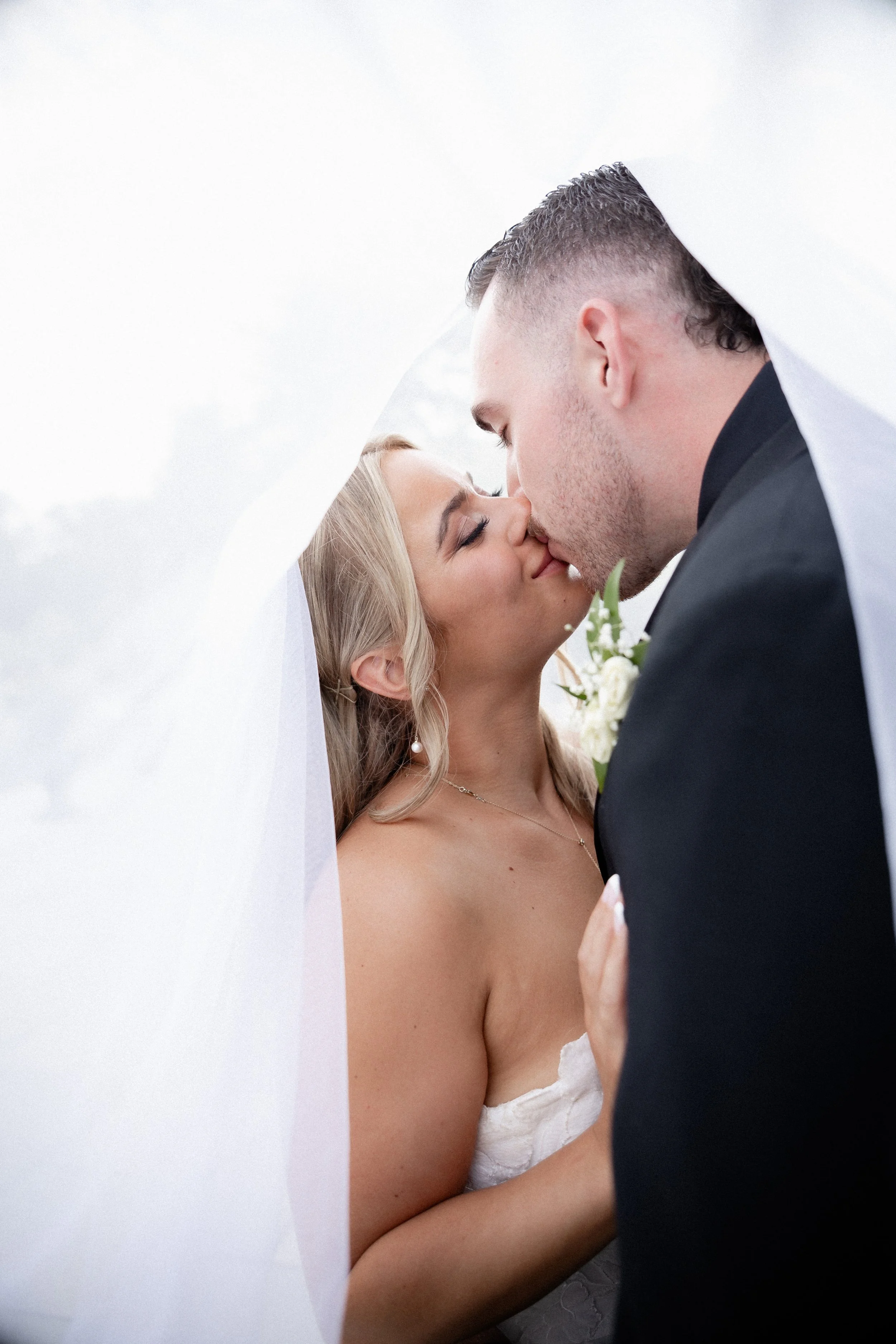 004. Cassidy and Jonathon by 2 Eyes Studio - 0136.jpg