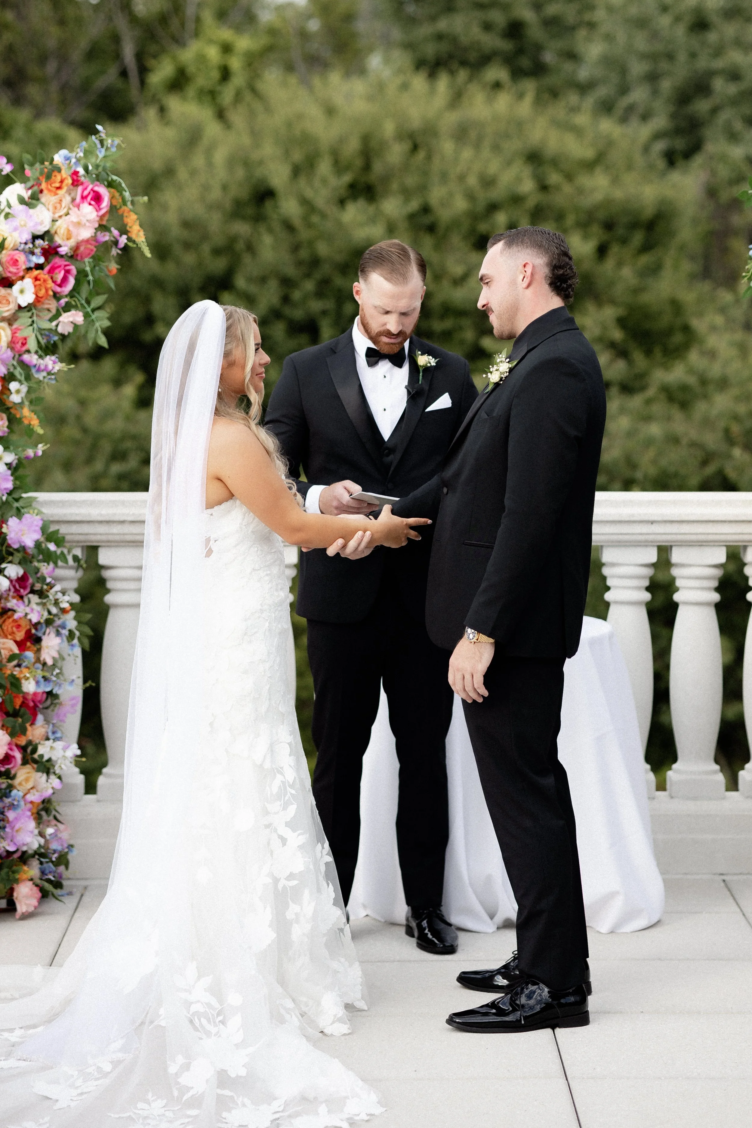 007. Cassidy and Jonathon by 2 Eyes Studio - 0173.jpg