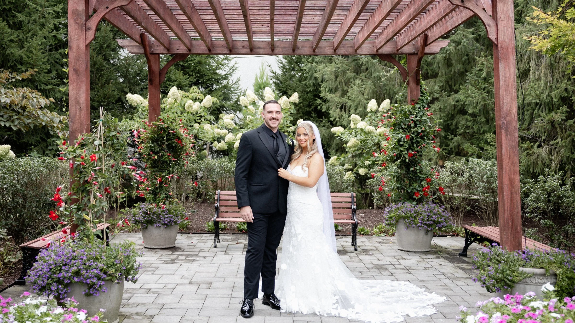 004. Cassidy and Jonathon by 2 Eyes Studio - 0002.jpg