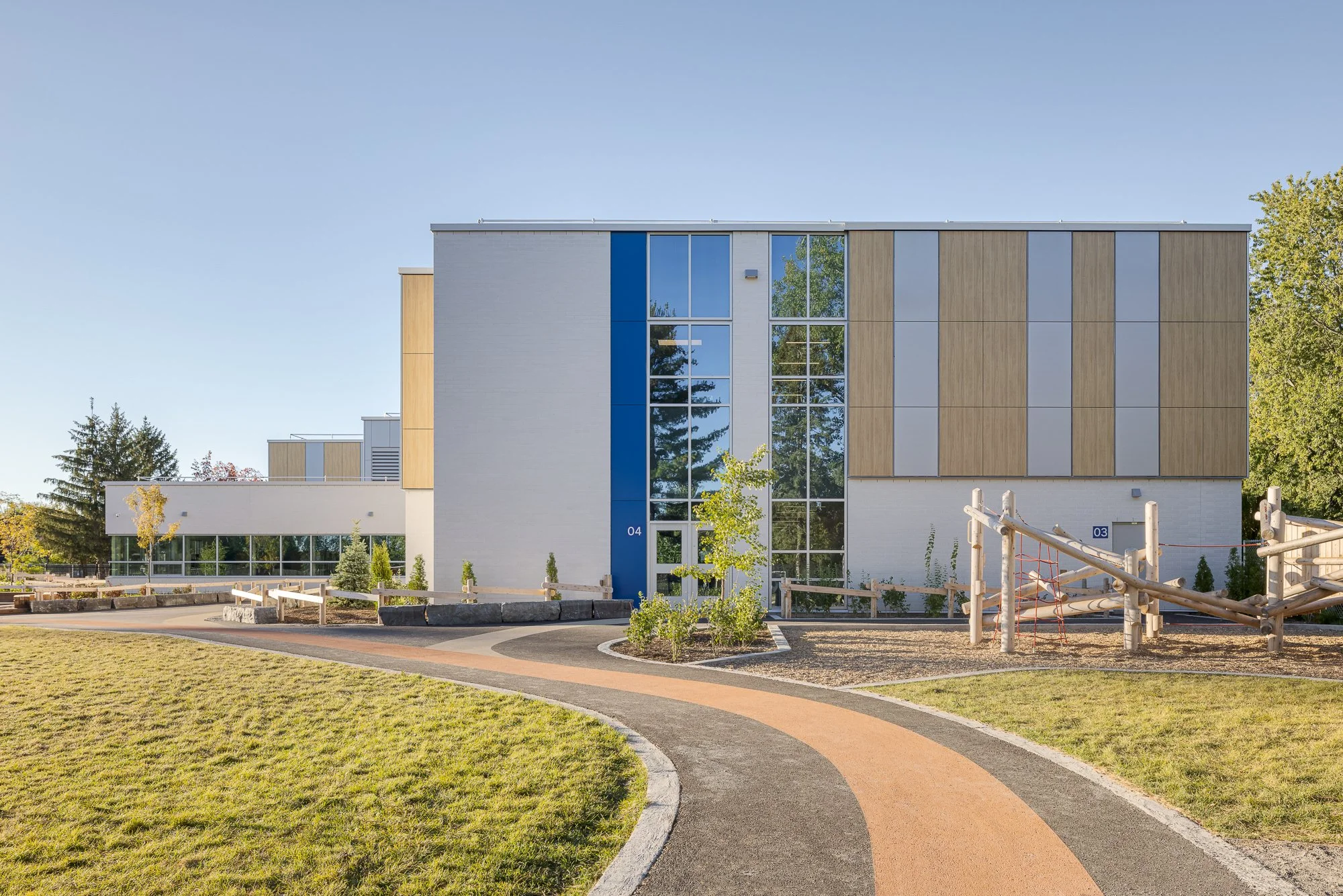 20250919_École Primaire_L'Assomption_69_LR.jpg