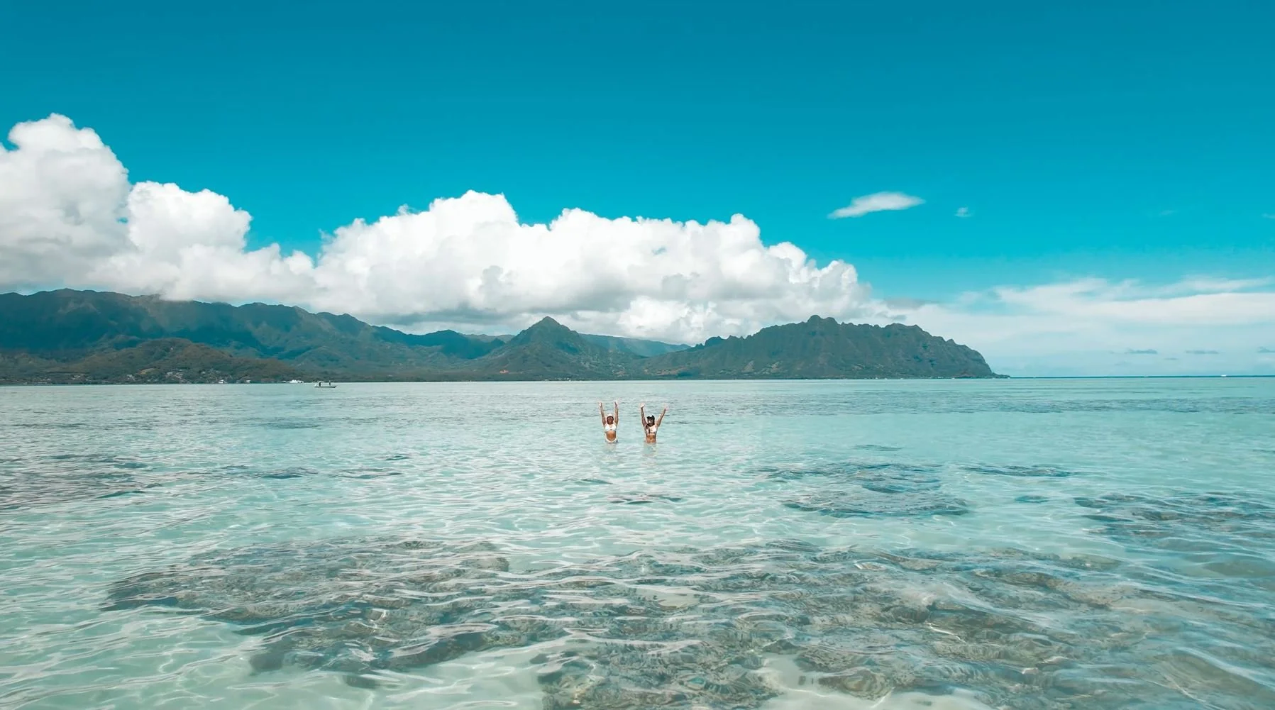 The Most Beautiful Sand Bar in Oahu 