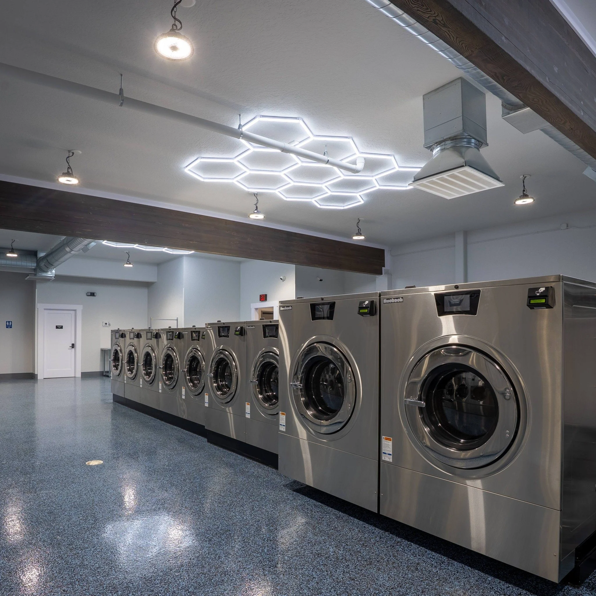 Repeat Customer's 2nd Store - A Beauty!  Where's the Bulkhead you ask?  Exactly!  Make Your Washers the Star of the Show!