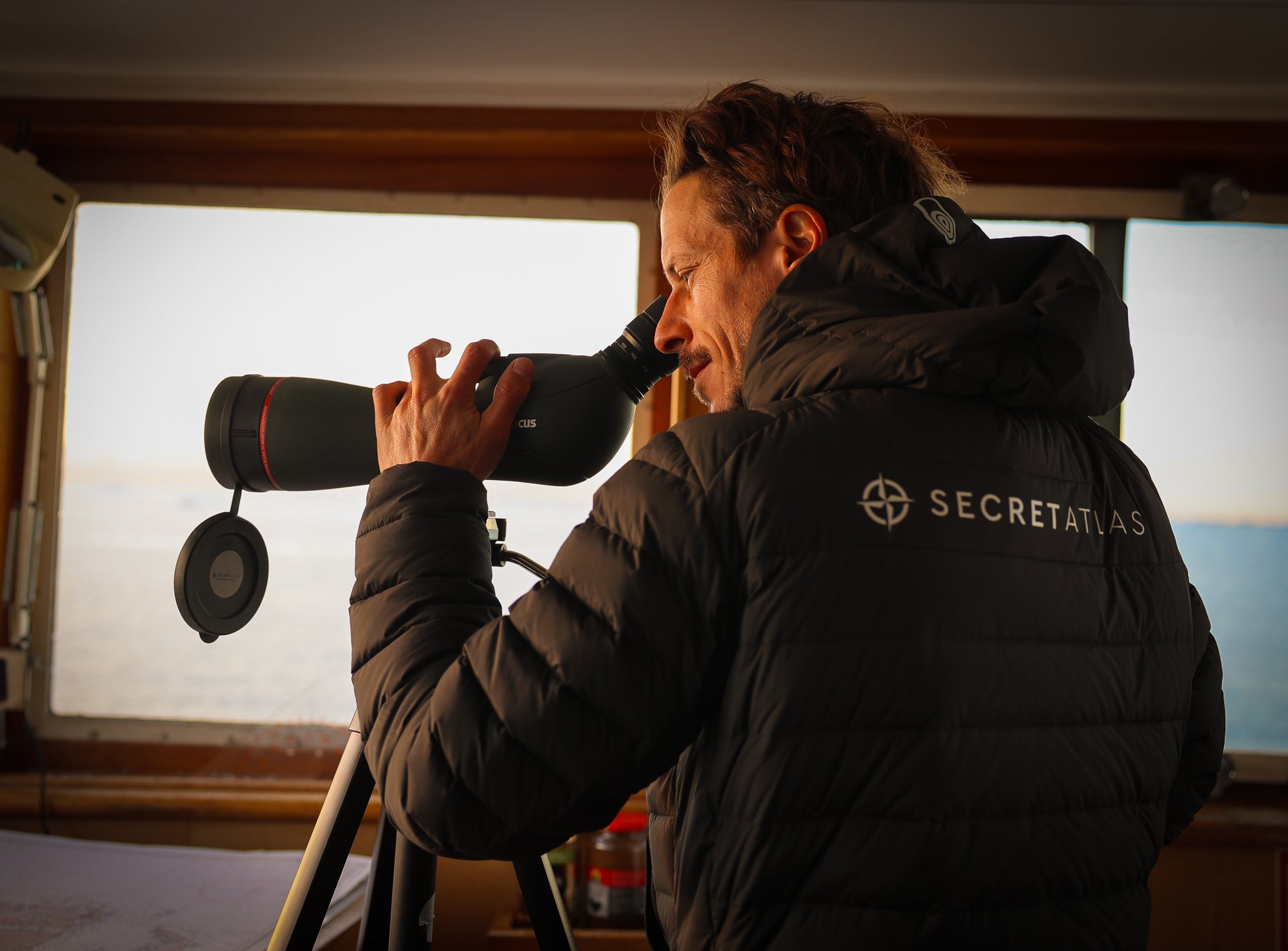 Binoculars-scouting-Virgil-Reglioni-Nikki-Born-24GRE06-Secret-Atlas.jpg