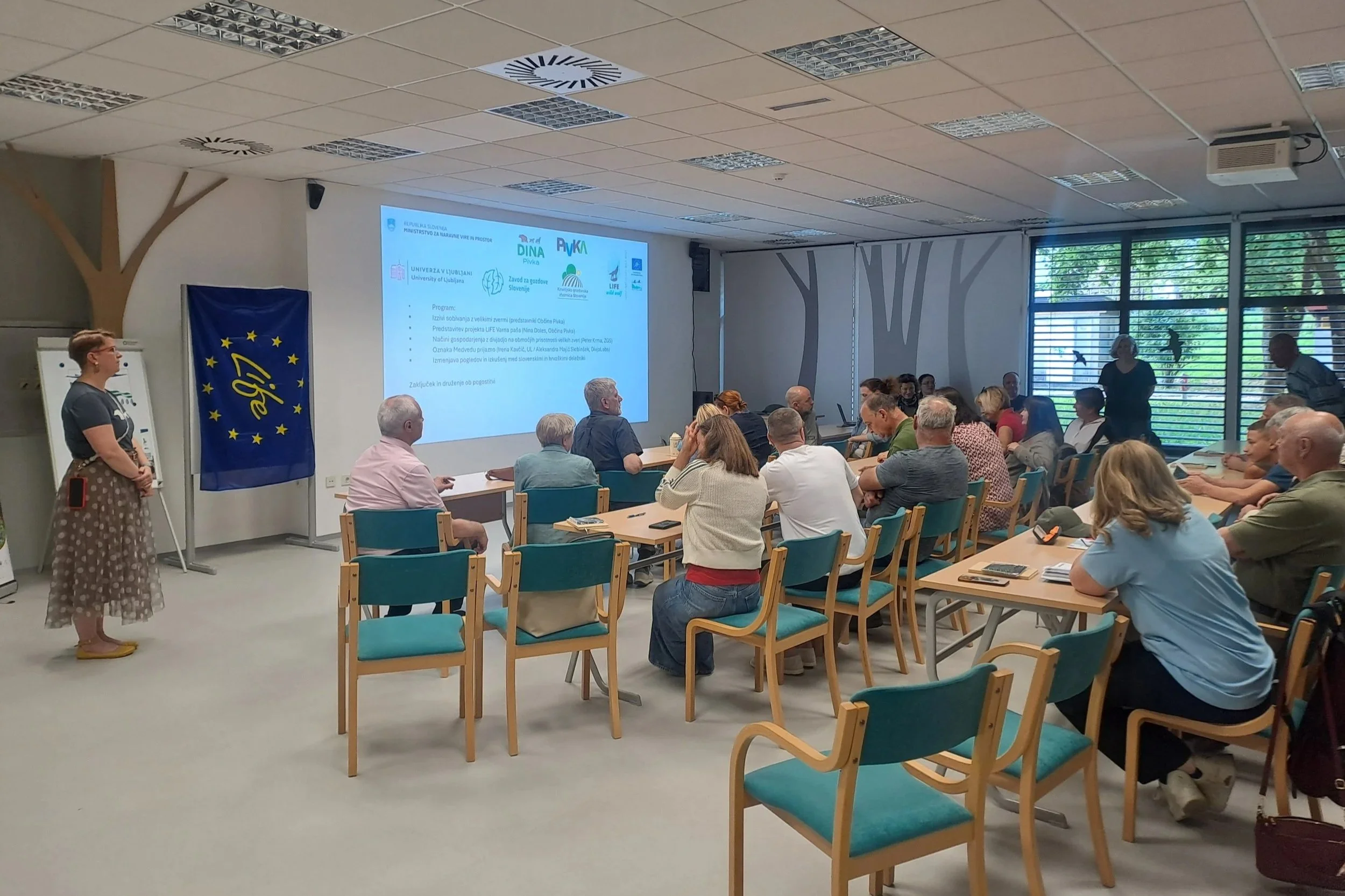 Stakeholder dialogue and international exchange strengthen coexistence efforts in Pivka, Slovenia