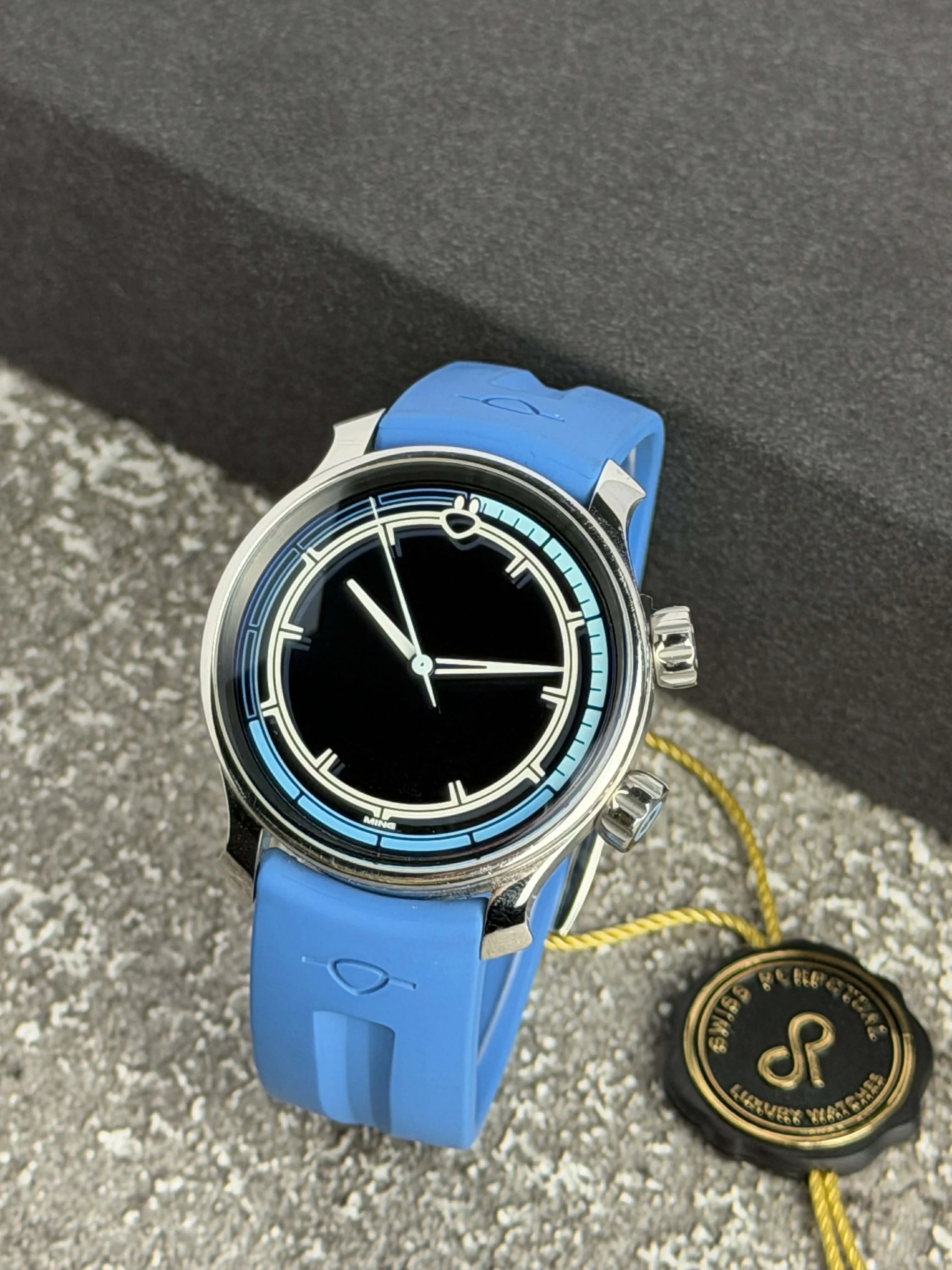Ming Blue Fin Diver 38 (2025)