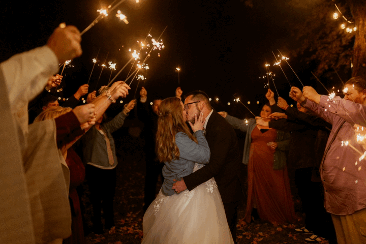 2022-11-30 23_07_51 +0000.gif