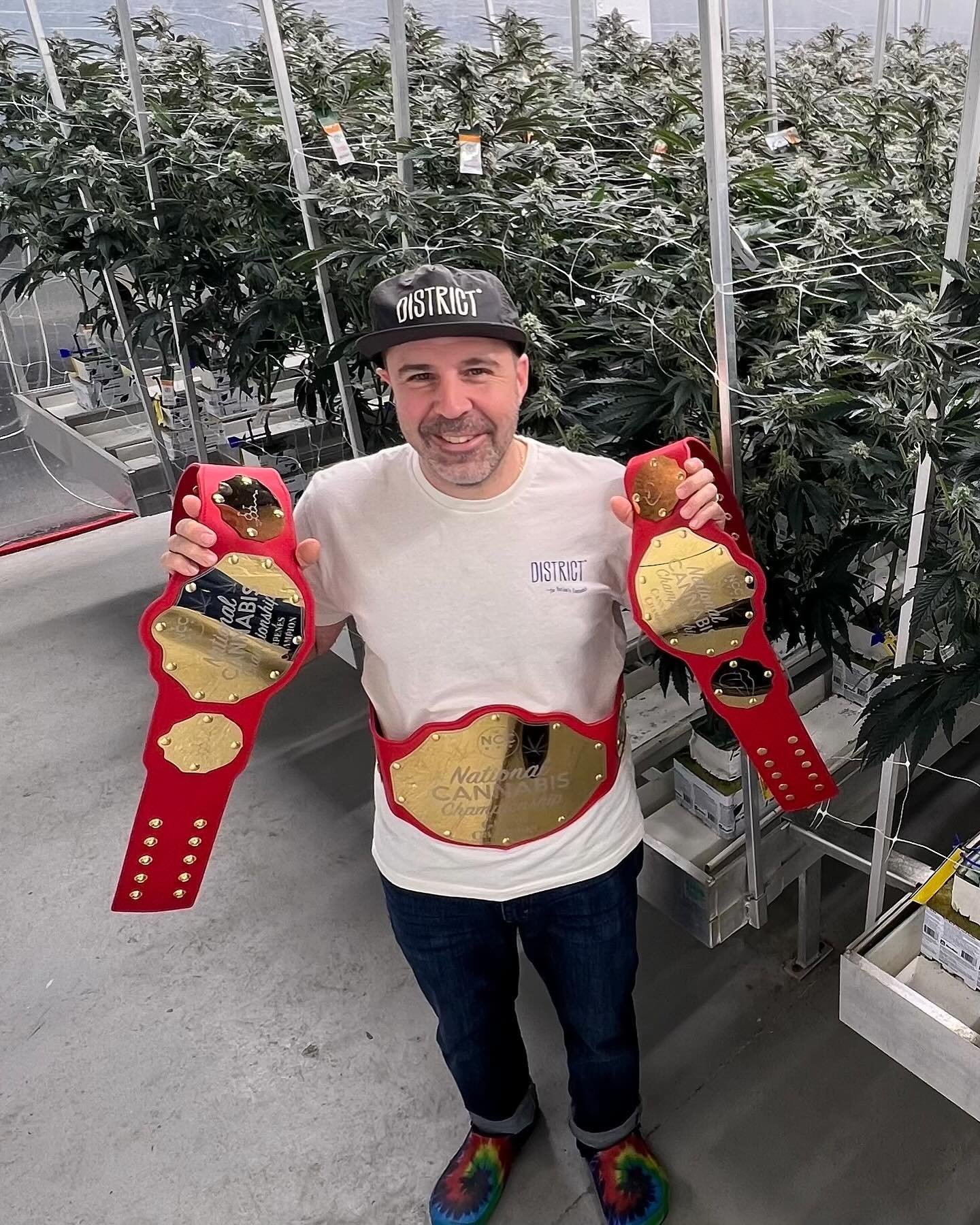 🏅 Announcing our 2024 @natlcannabischamp title winners. Swipe and tap our link in bio for details!

Congratulations to @districtcnbs.us founder and head grower Andras Kircshner &ndash; our 2024 Grand Champion, Terpene Champion and Cannabinoid Champi
