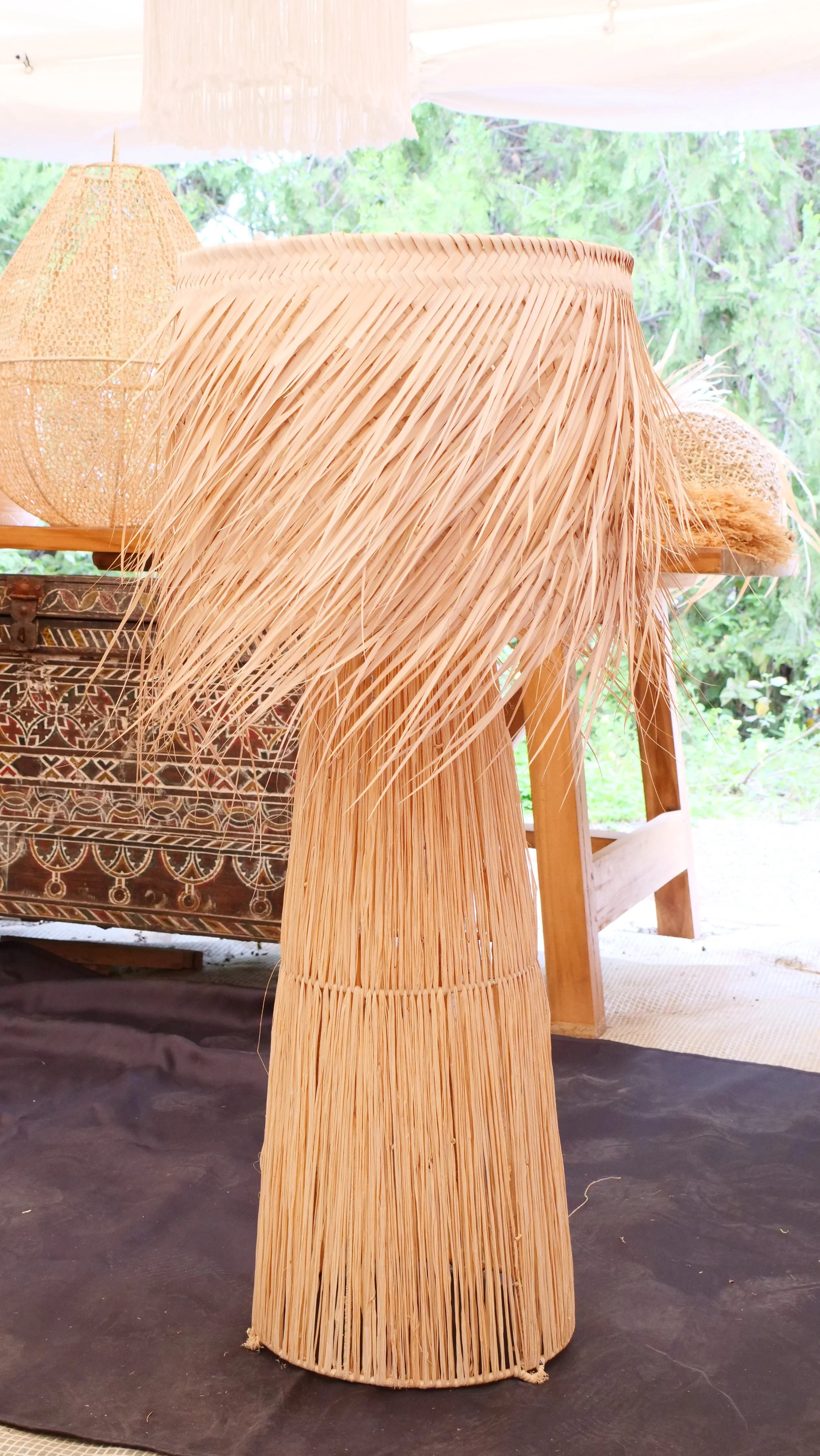 Grande lampe en paille naturelle – 100 cm, fabrication artisanale du Maroc