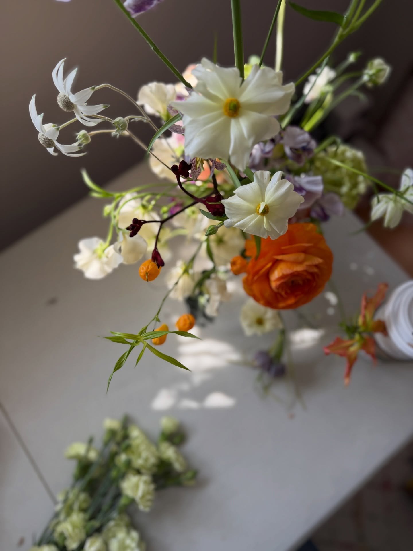 Wed Well prep always does this to me. 
Soft chaos, full heart, hands in flowers, mind already in the season ahead.

My third Wed Well Showcase, and my first time stepping into Langdon Hall for it. 

The way the light hits my arrangements today remind