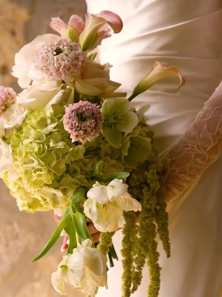 Paula and Jason&rsquo;s wedding kicked off the 2026 wedding season, and honestly&hellip; what a way to start.

End of March, everyone desperately willing spring to show up, and us bringing FULL BLOOM energy to the Elora Mill.

From the very beginning