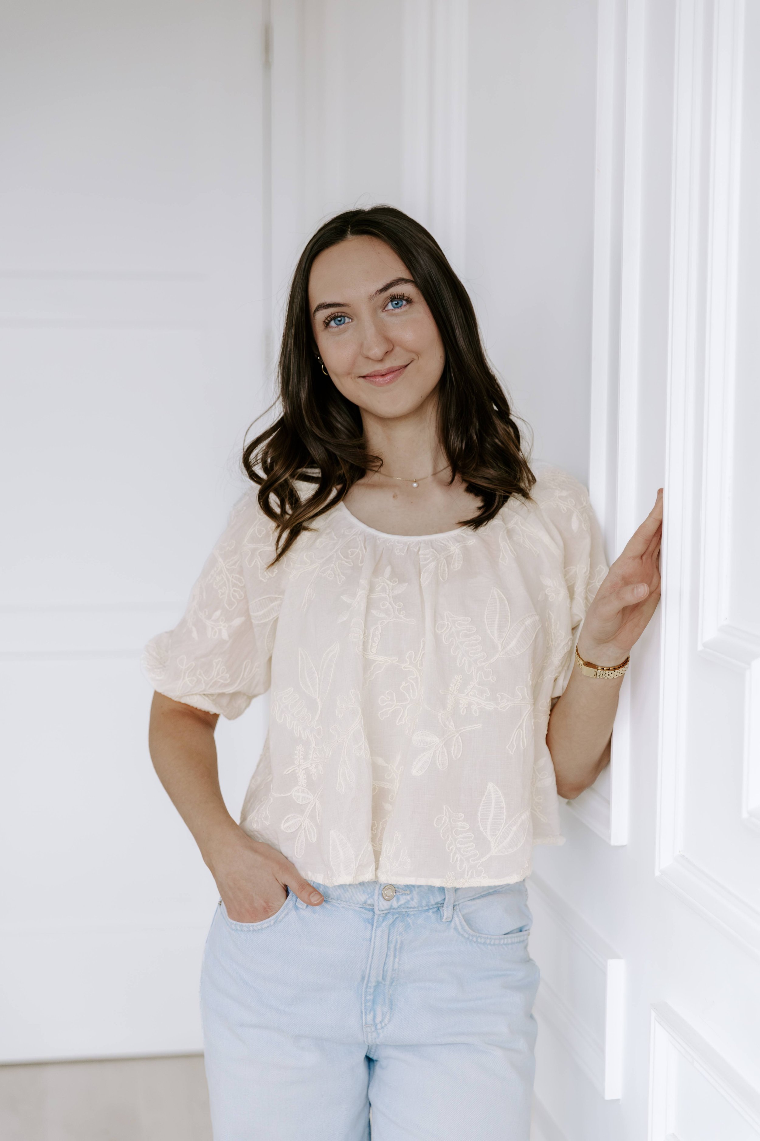 Elora Branding Headshots-24.jpeg