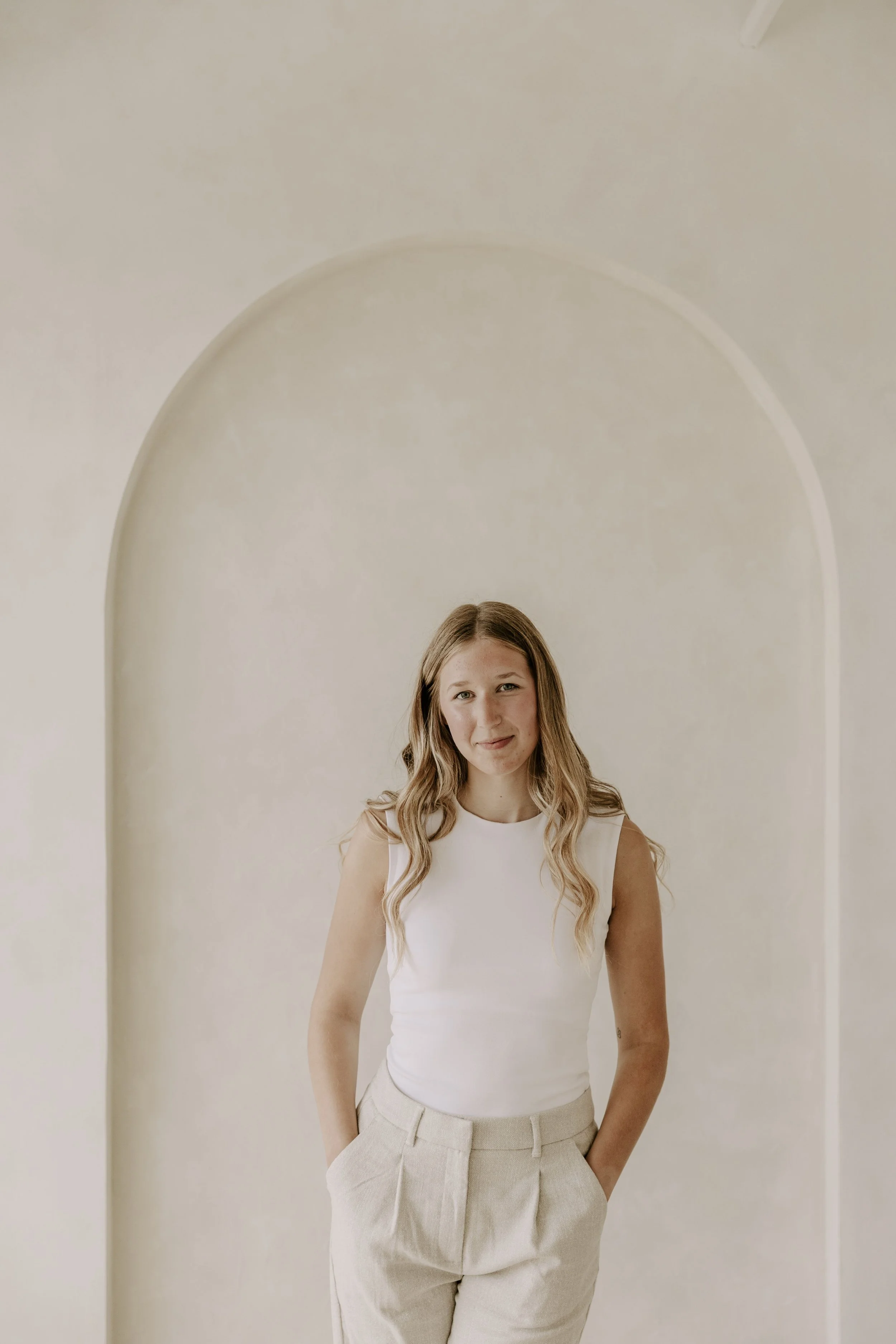 Leina's Interior Design Brand Shoot-17.jpeg