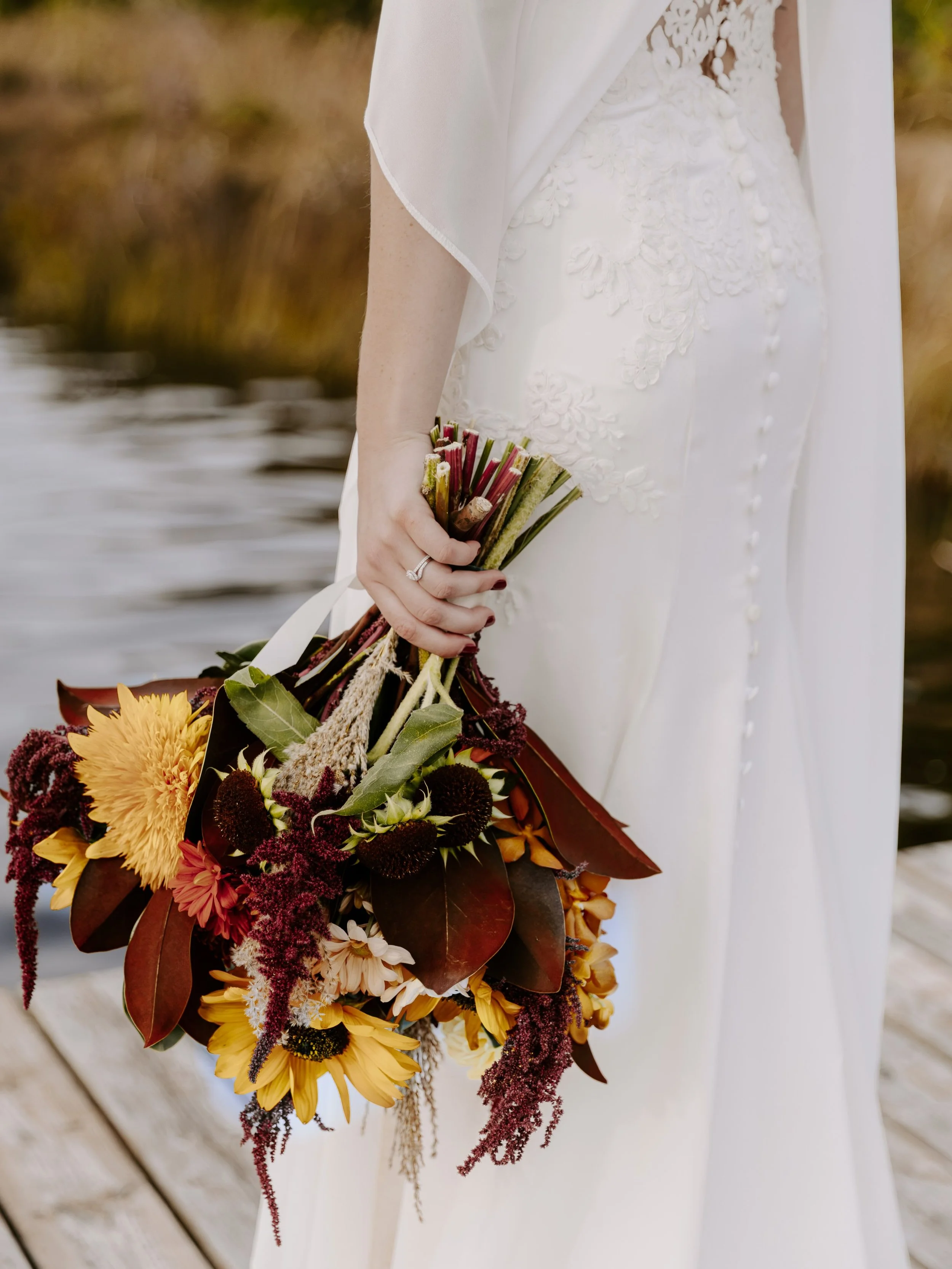 Some of my favourite frames from a special Saturday spent with Gillian &amp; Justin🌻🍂🤎✨