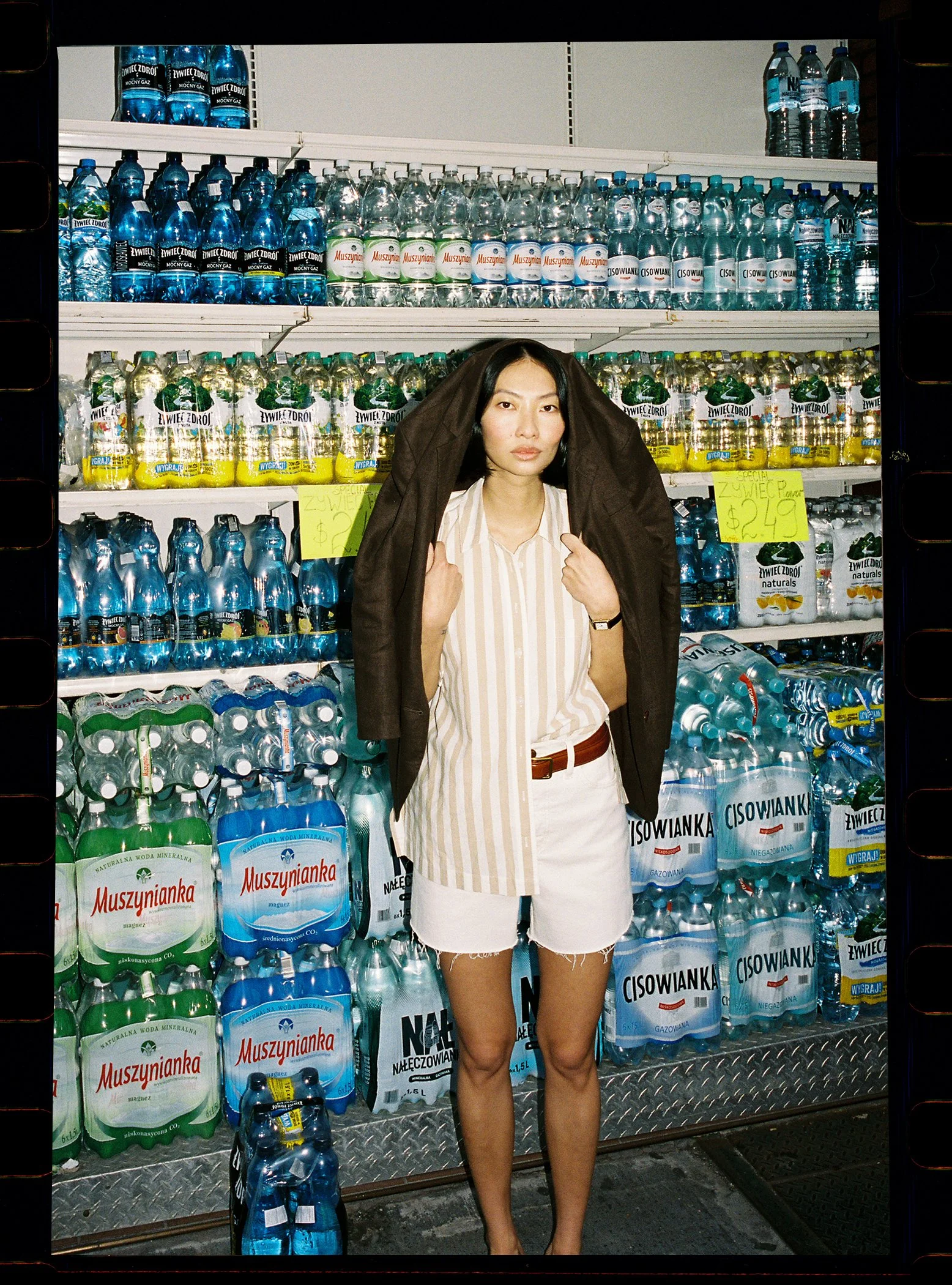 web2FTH_0034_ioRetouchedFakeborder copy 2.jpg