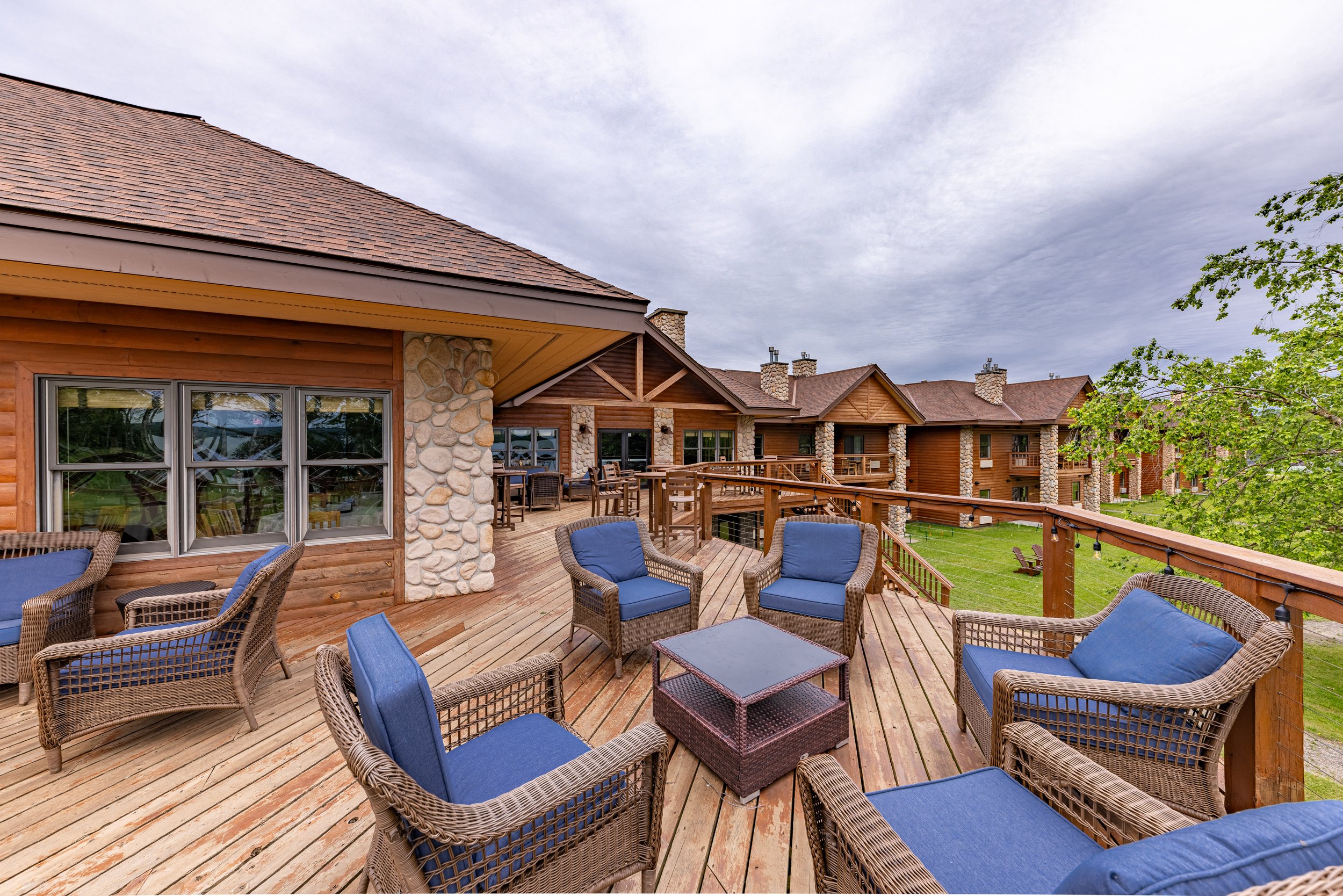 Exteriors (10 of 27).jpg