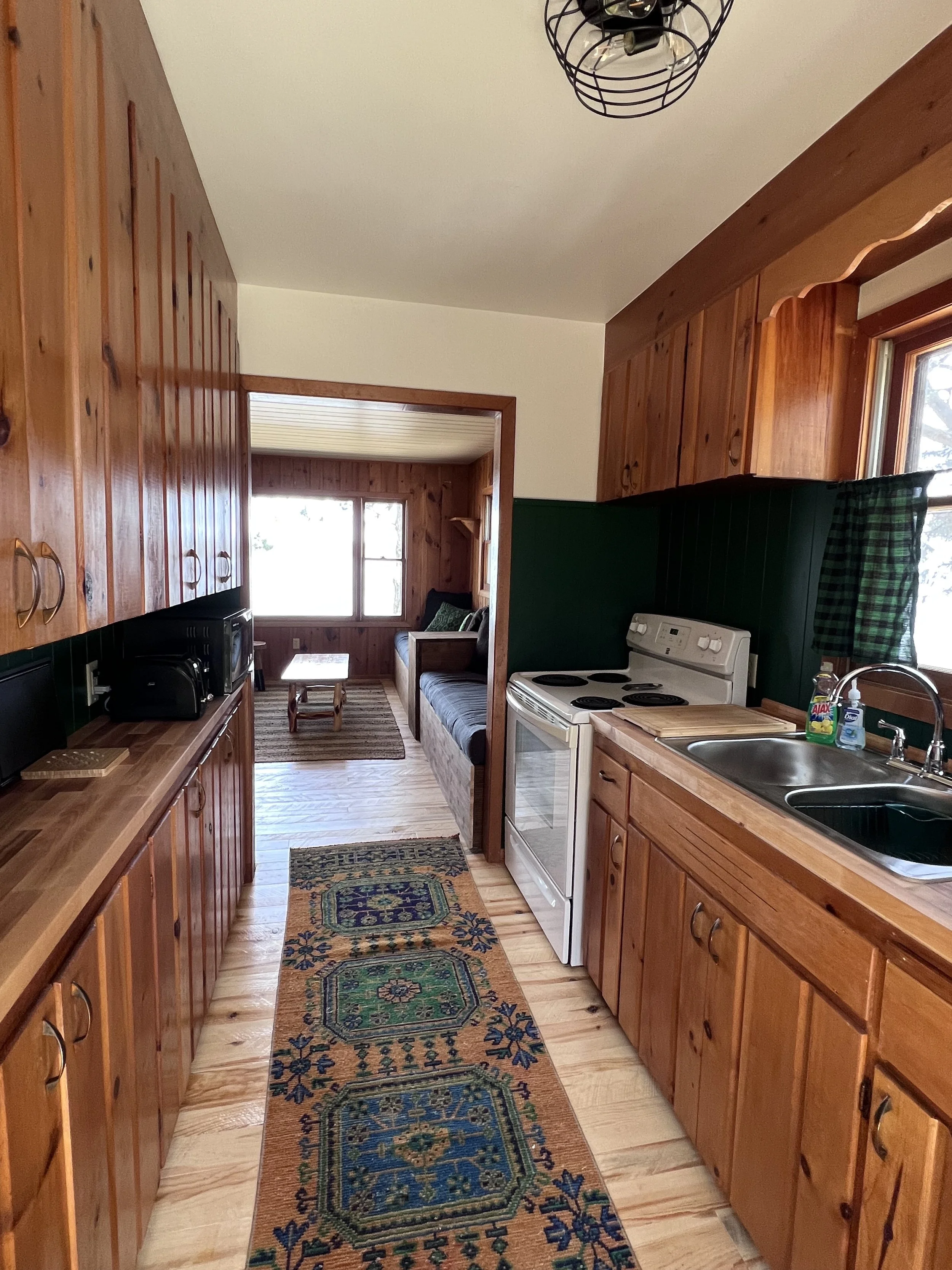 kitchen kona kona.jpg