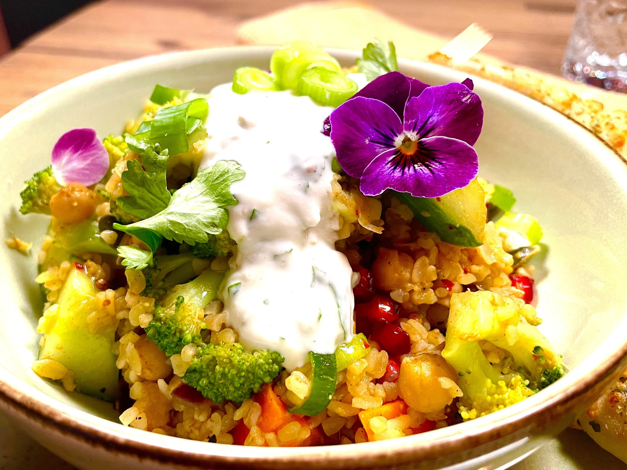 bulgursalade met yoghurtdip