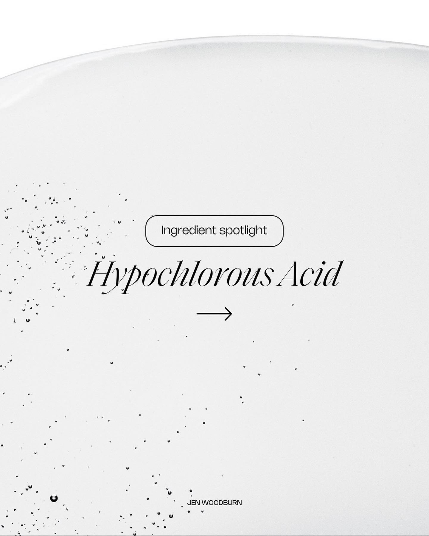 Hypochlorous Acid - the ingredient that everyone needs in their beauty arsenal!!!
⠀⠀⠀⠀⠀⠀⠀⠀⠀
This is an anti-microbial spray for your face. Think of it as hand sanitizer for your face (without any harsh ingredients).
⠀⠀⠀⠀⠀⠀⠀⠀⠀
My favorite hypochlorous