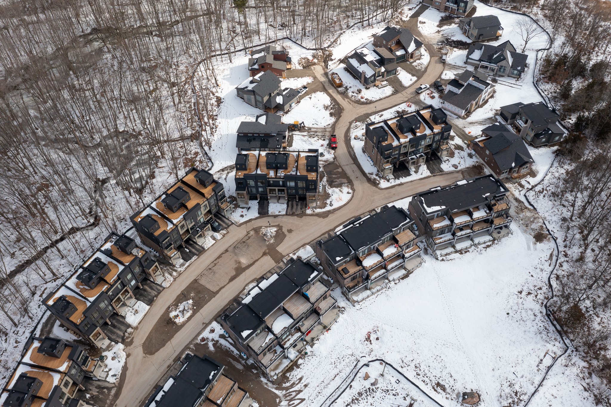 3-20240205_094_RE_105MarinaVillageDrive_PortSevern_Stills-Aerials.jpg