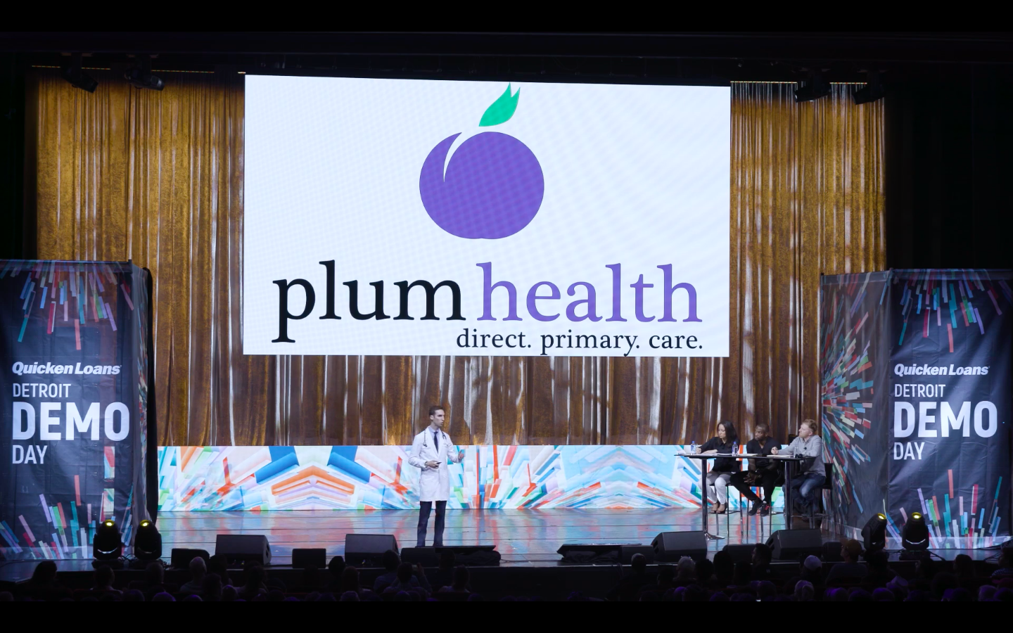 2019.03.29 Paul Thomas MD of Plum Health DPC Wins Detroit Demo Day 04.png