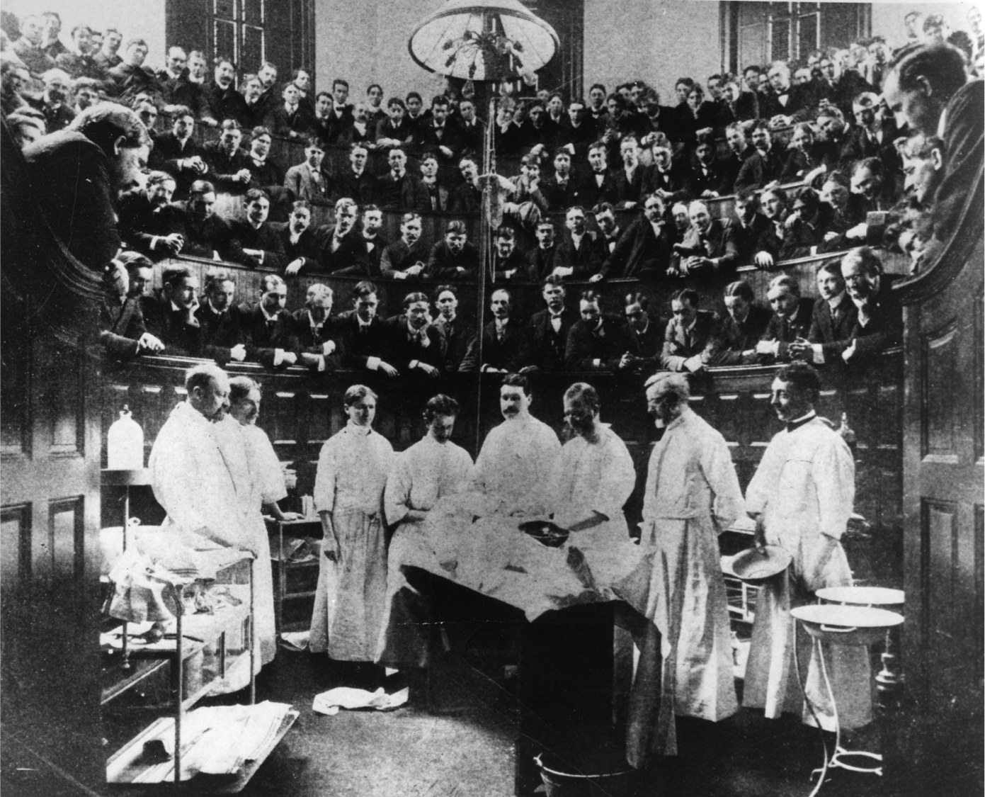 Interior View of St Marys Hospital Amphitheater in 1898.png