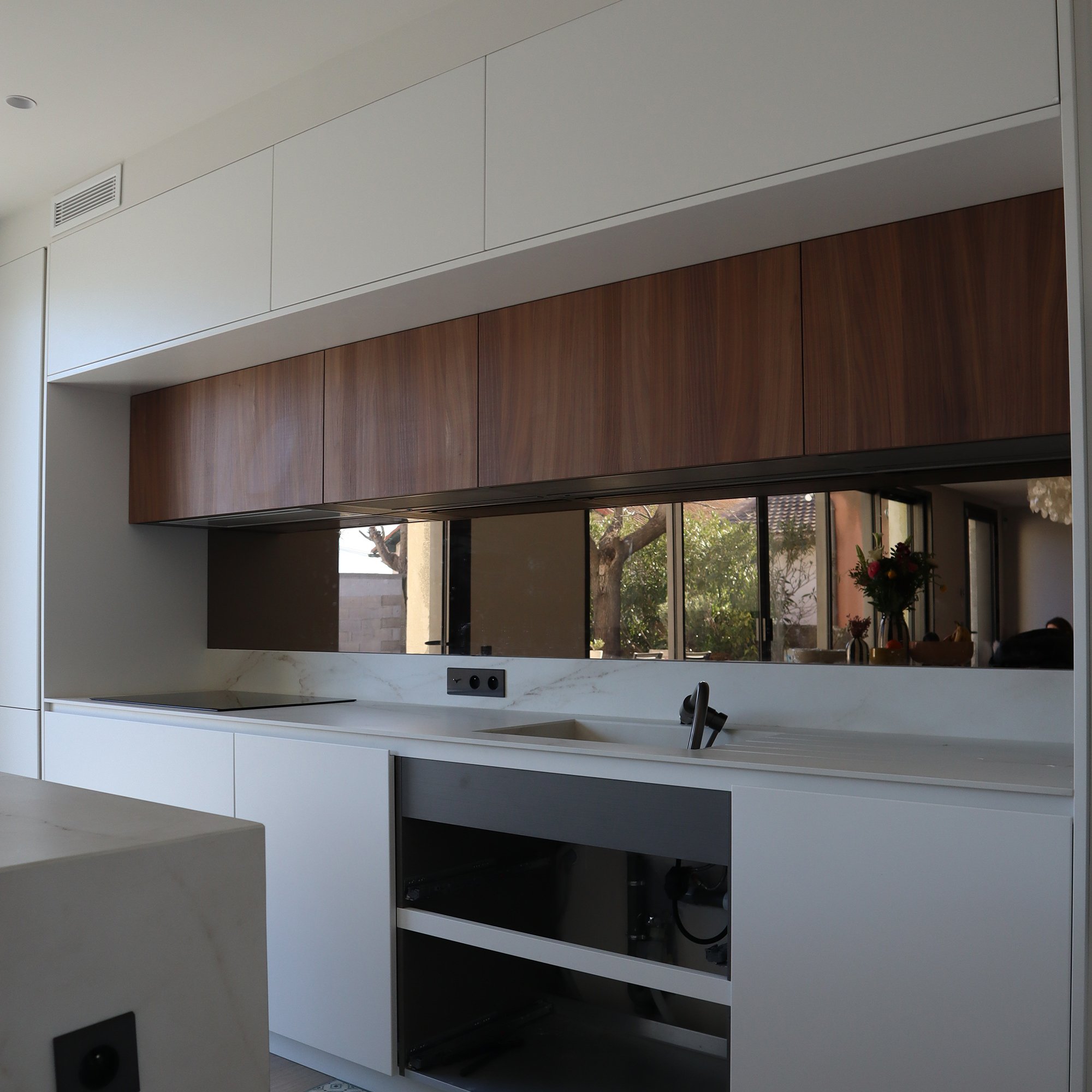 pose de crédence miroir sur-mesure coloré marseille