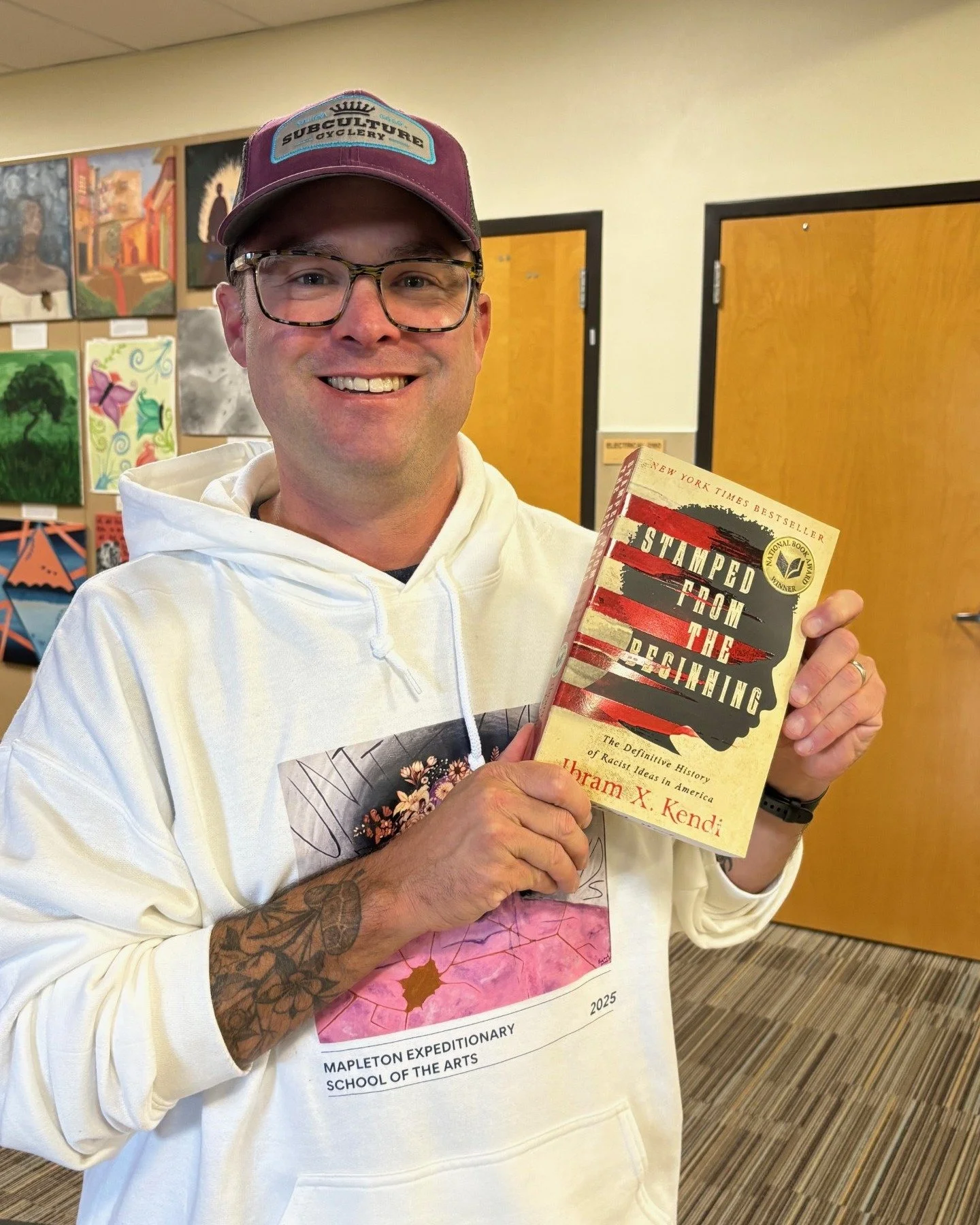 Happy Banned book week from your executive board! We are excited to highlight some of our favorites for you this week! 

@americanlibraryassociation @anythinklibraries @@coloradoea 
 #teachtruth #coloradoteacher #readbannedbooks #onemapleton #RedforE